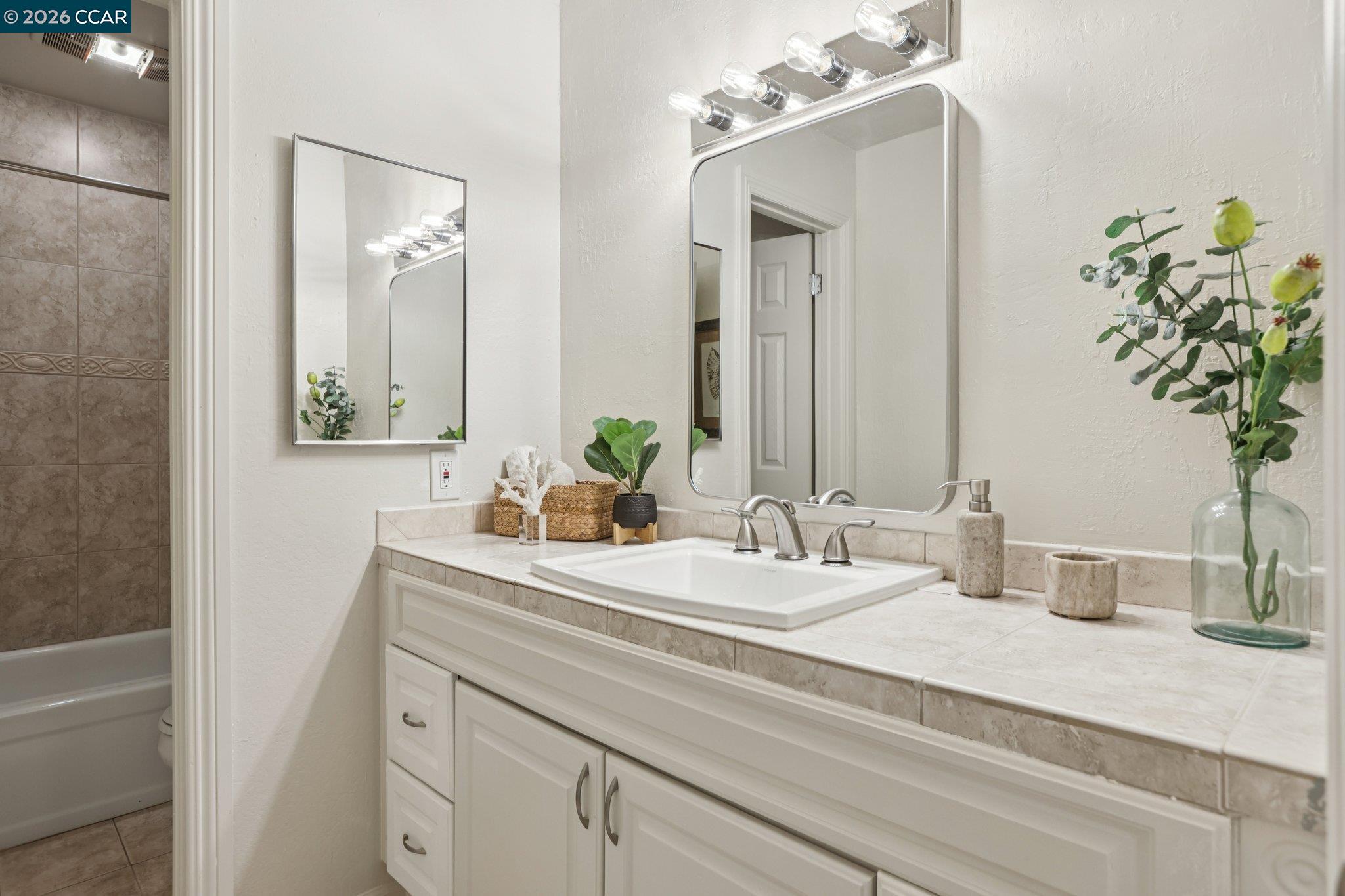 Photo #20: 41123271 Listing: Photo #20