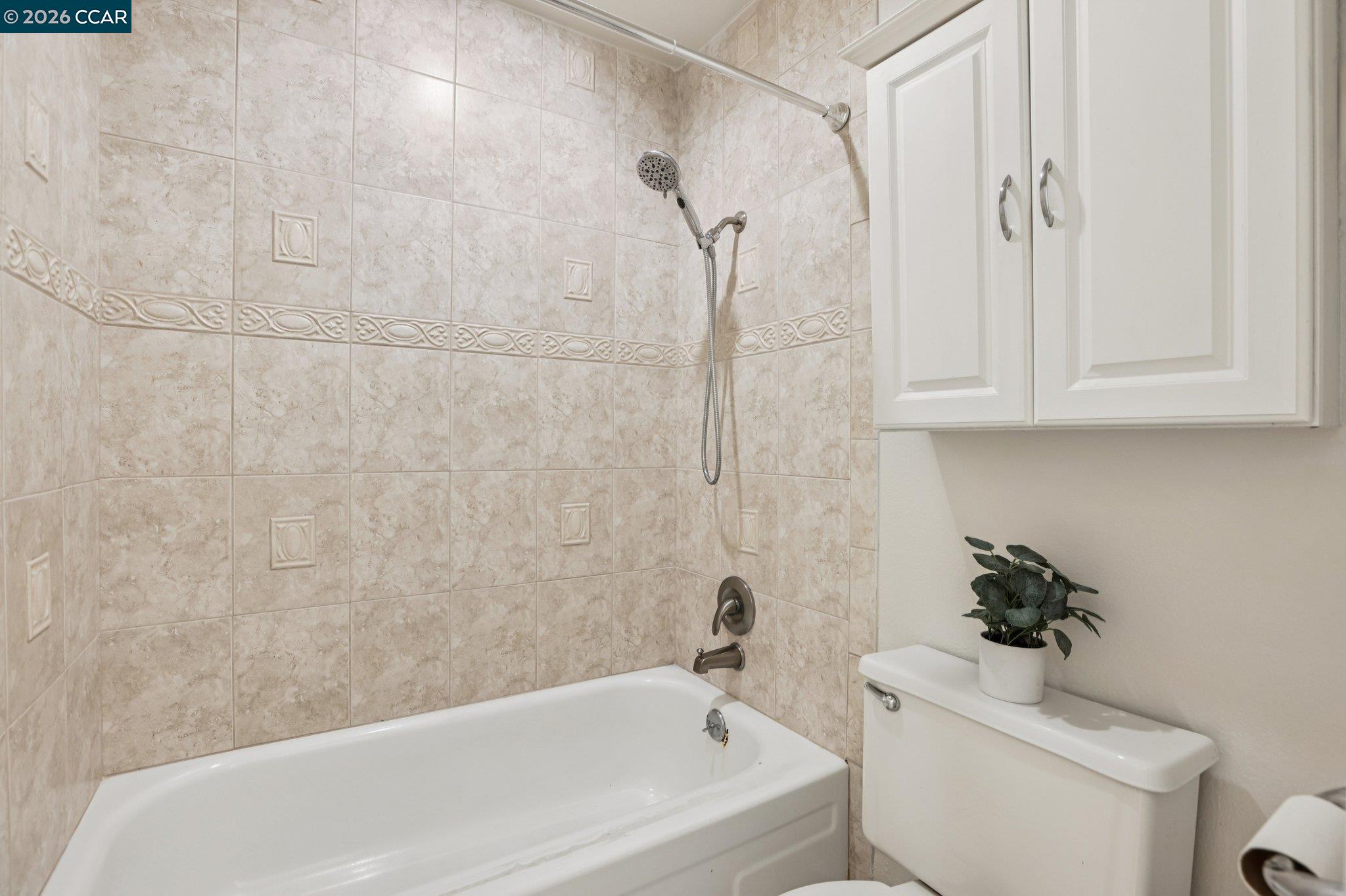 Photo #21: 41123271 Listing: Photo #21