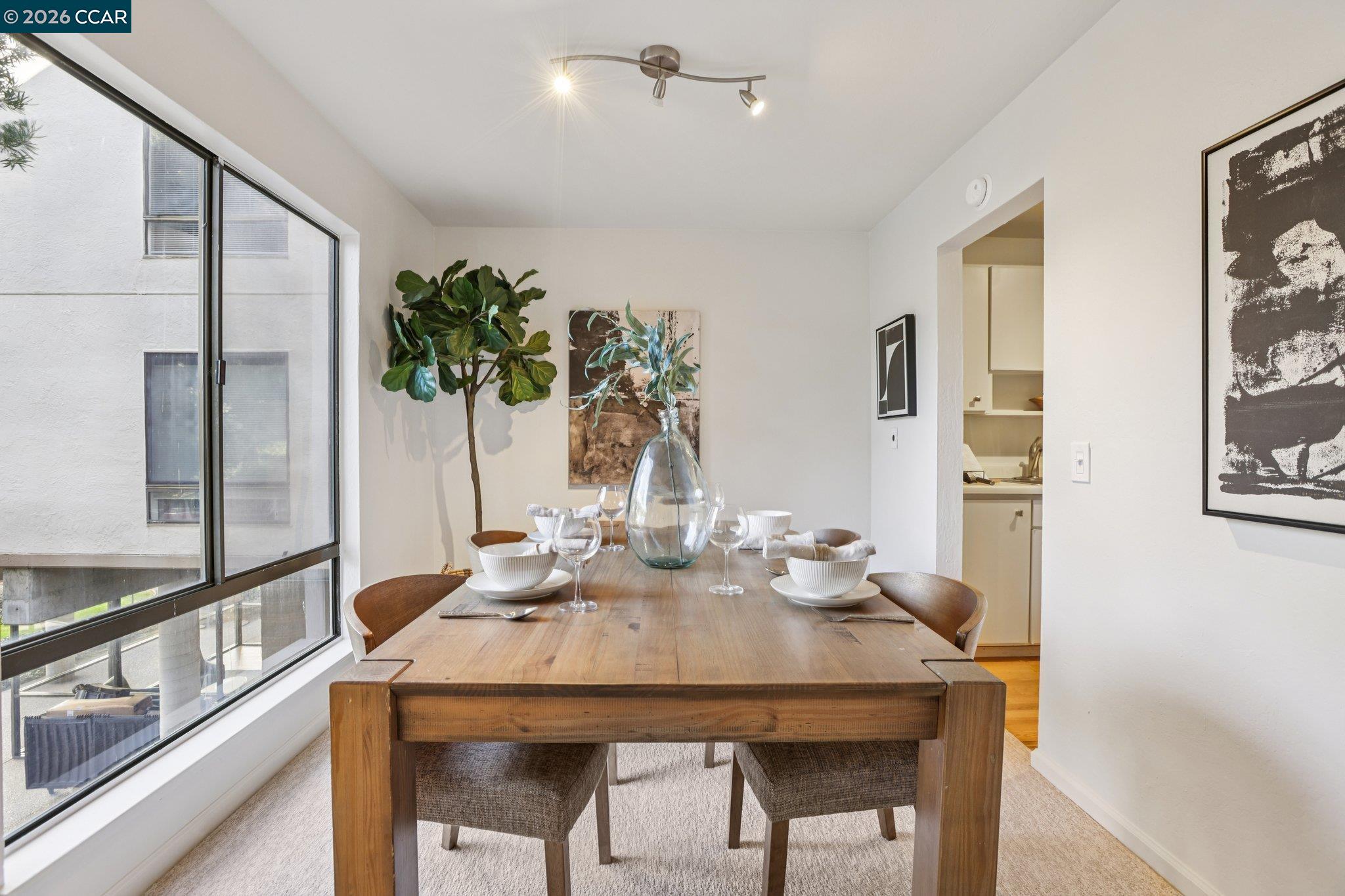 Photo #8: 41123271 Listing: Photo #8