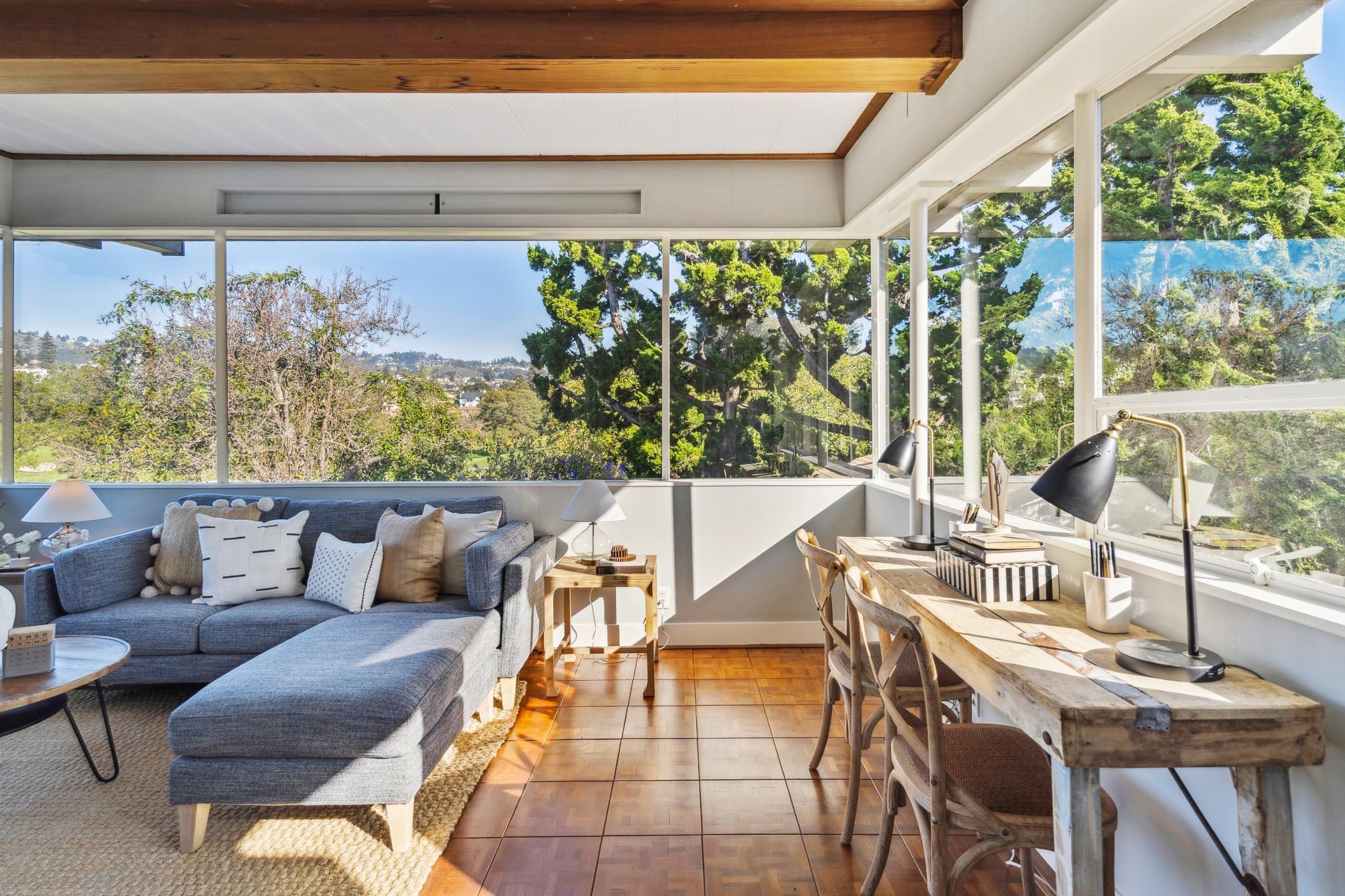 Detail Gallery Image 28 of 49 For 5460 Carlton St, Oakland,  CA 94618 - 3 Beds | 2/1 Baths