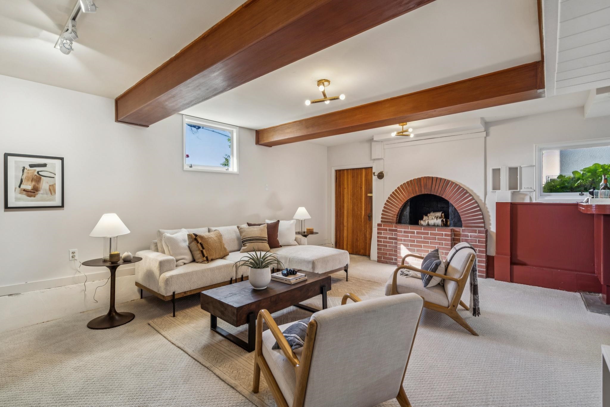 Detail Gallery Image 32 of 49 For 5460 Carlton St, Oakland,  CA 94618 - 3 Beds | 2/1 Baths