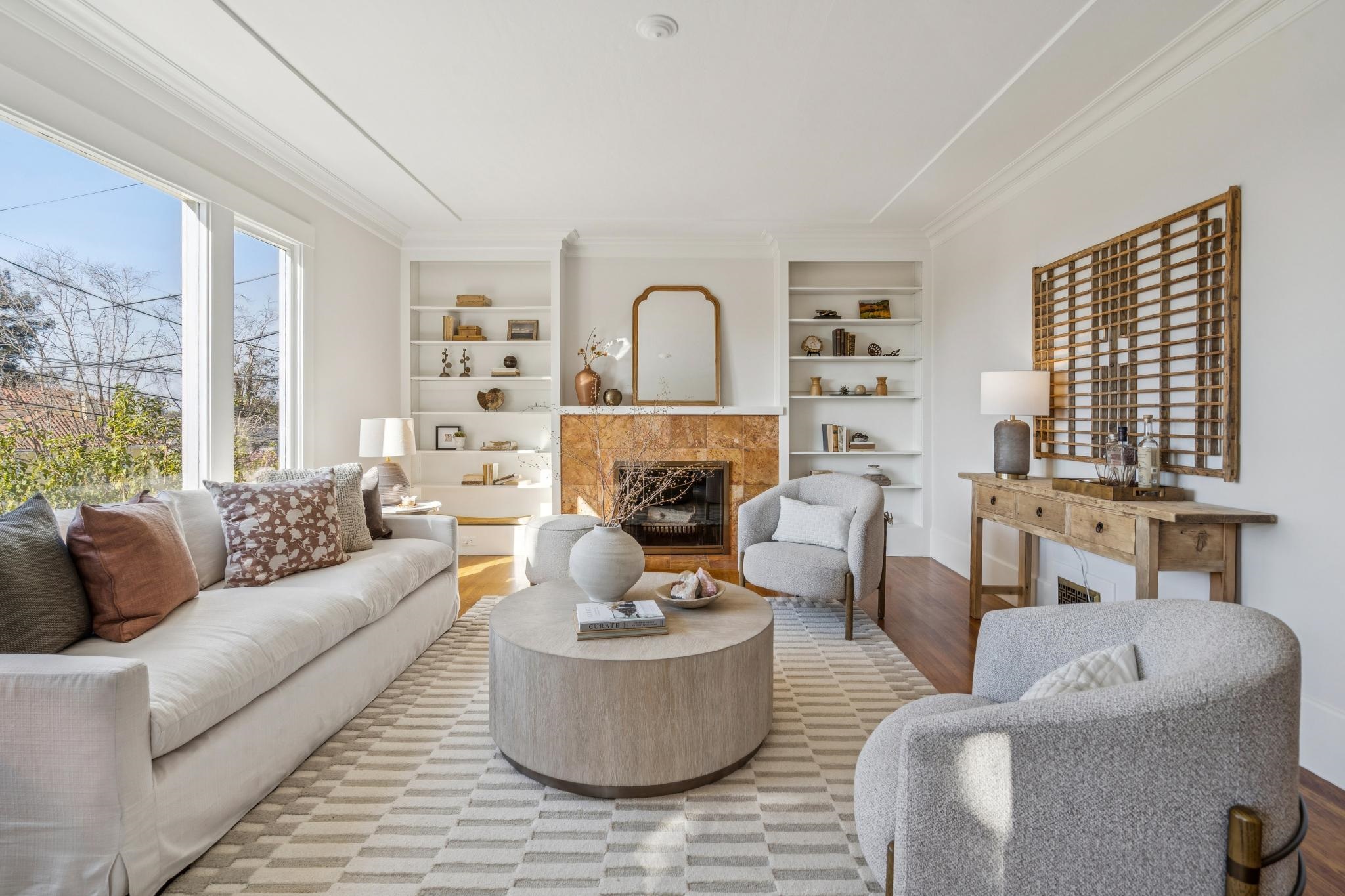 Detail Gallery Image 6 of 49 For 5460 Carlton St, Oakland,  CA 94618 - 3 Beds | 2/1 Baths