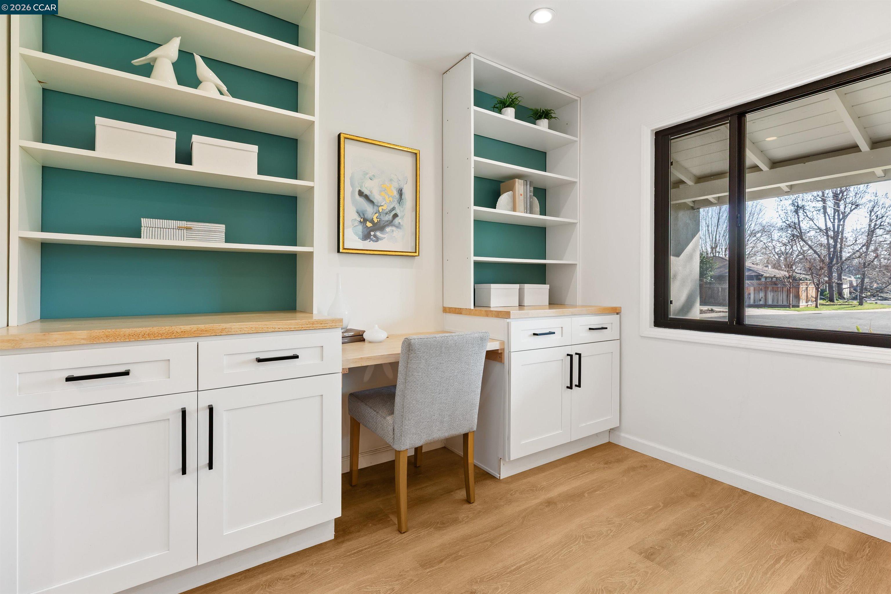 Detail Gallery Image 14 of 31 For 1806 Donna Dr, Pleasant Hill,  CA 94523 - 3 Beds | 2 Baths