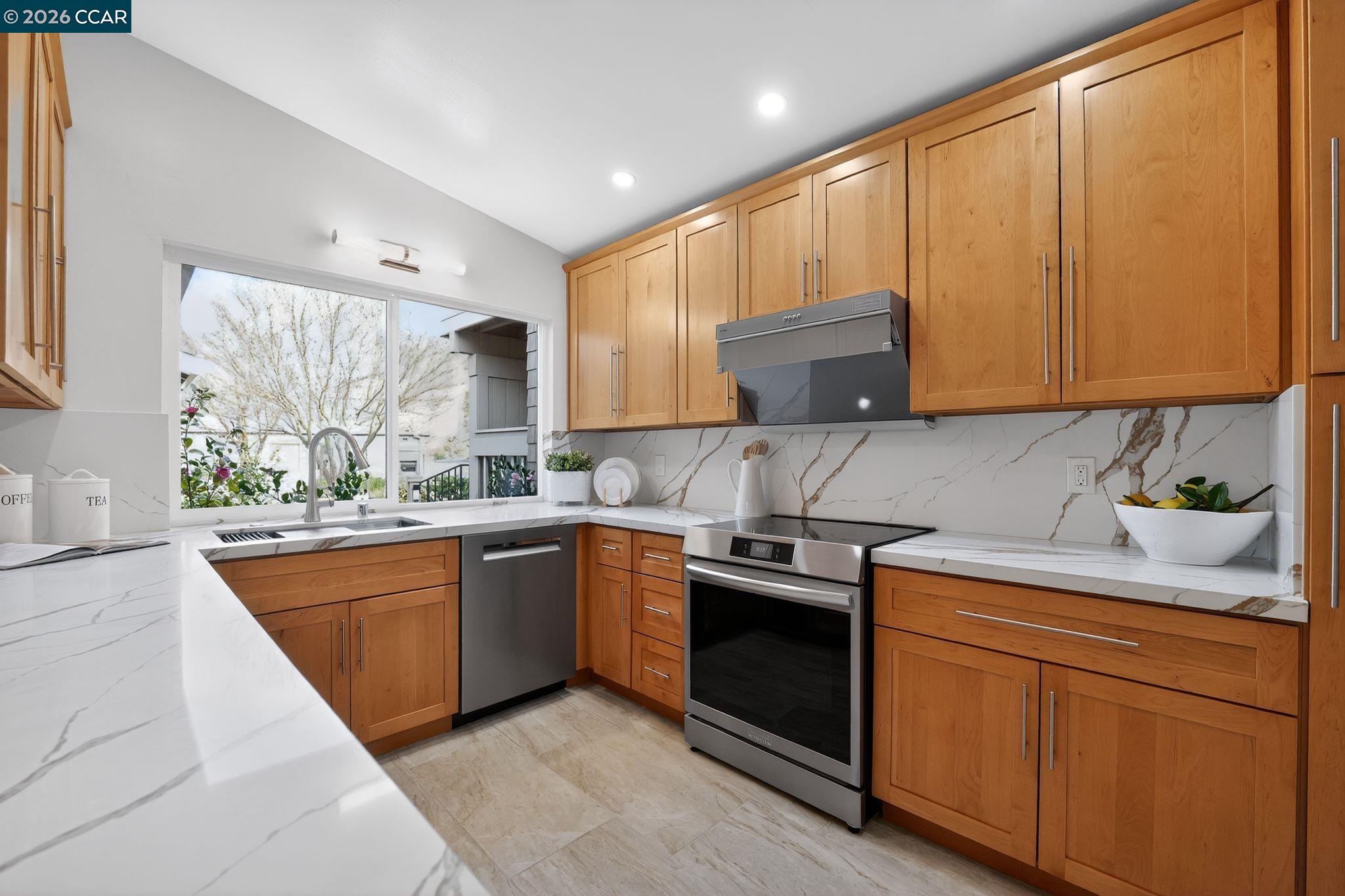 Photo #13: 41123274 Listing: Photo #13