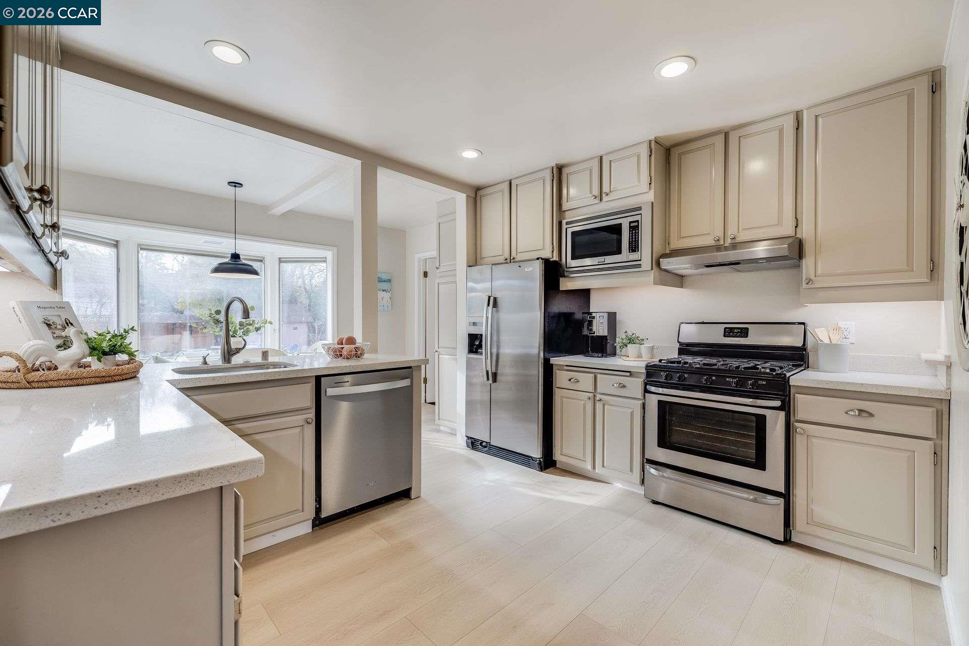 Detail Gallery Image 10 of 48 For 21 Margaret Drive, Walnut Creek,  CA 94596 - 4 Beds | 2 Baths