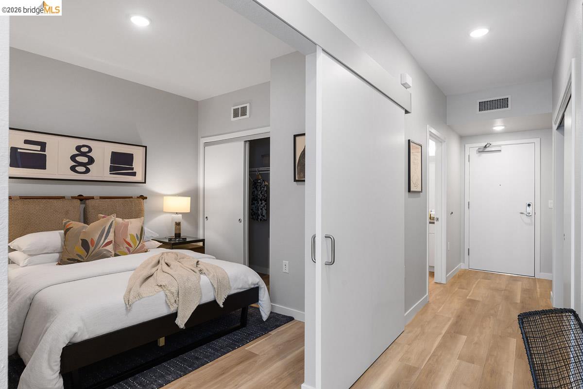 Detail Gallery Image 13 of 37 For 260 Brooklyn Basin Way #525,  Oakland,  CA 94606 - 1 Beds | 1 Baths