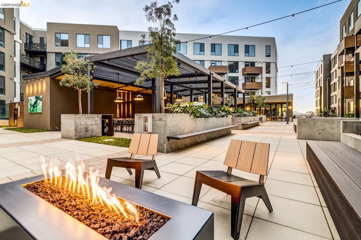 Detail Gallery Image 20 of 37 For 260 Brooklyn Basin Way #525,  Oakland,  CA 94606 - 1 Beds | 1 Baths