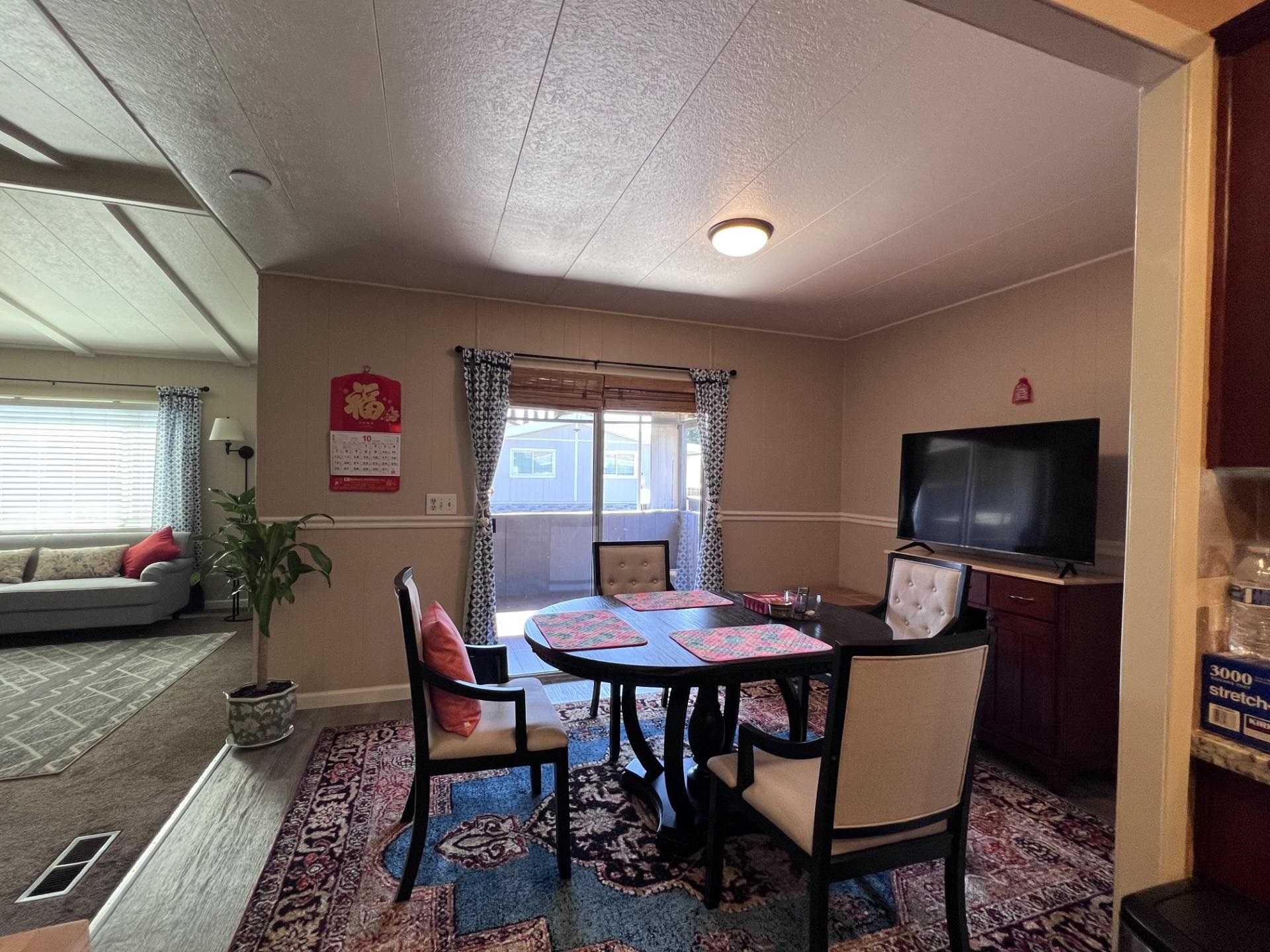 Detail Gallery Image 7 of 23 For 812 W Clover Rd #51,  Tracy,  CA 95376 - 2 Beds | 2 Baths