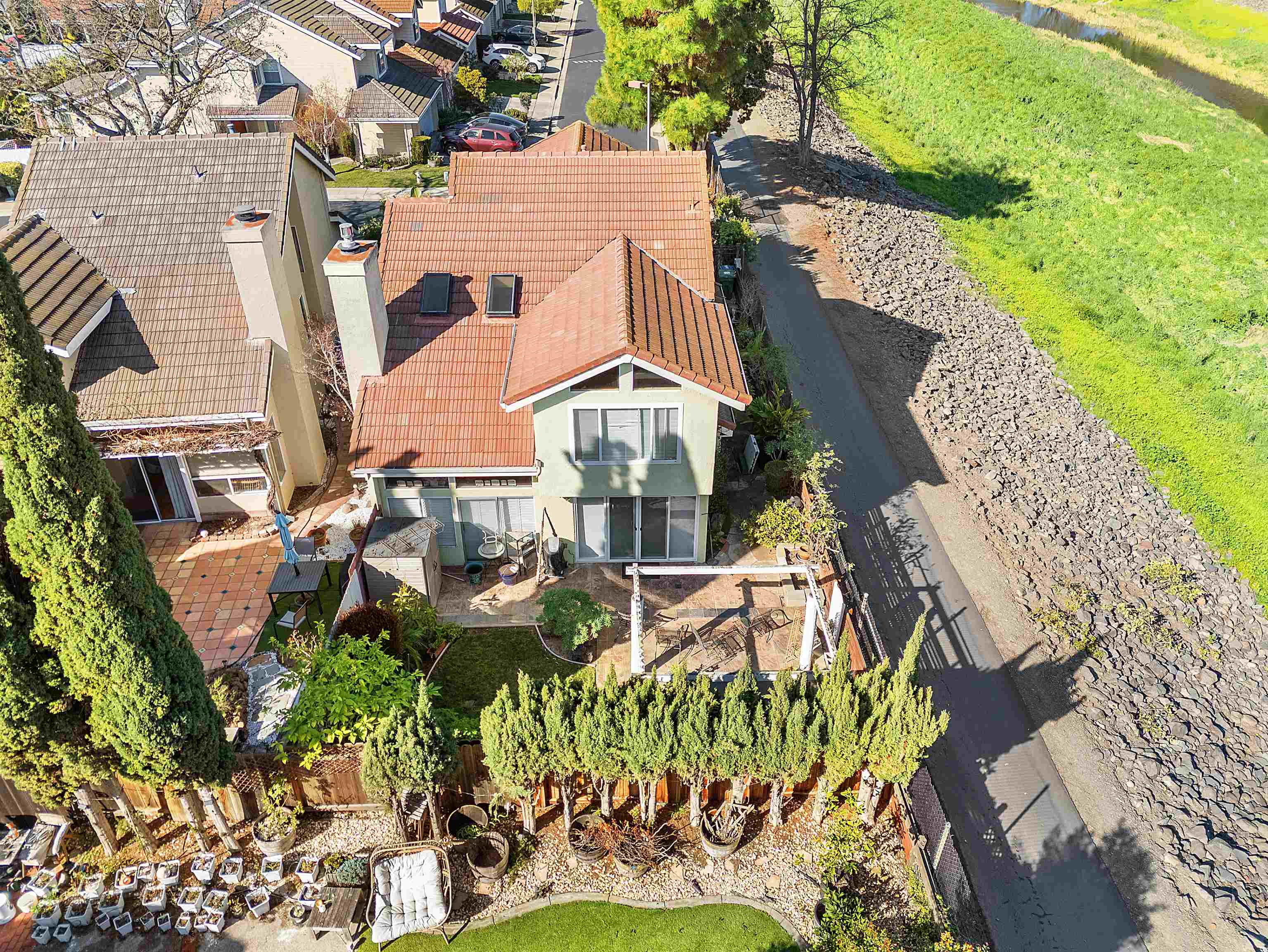 Detail Gallery Image 4 of 10 For 2655 Barrington Terrace, Fremont,  CA 94536 - 2 Beds | 2/1 Baths