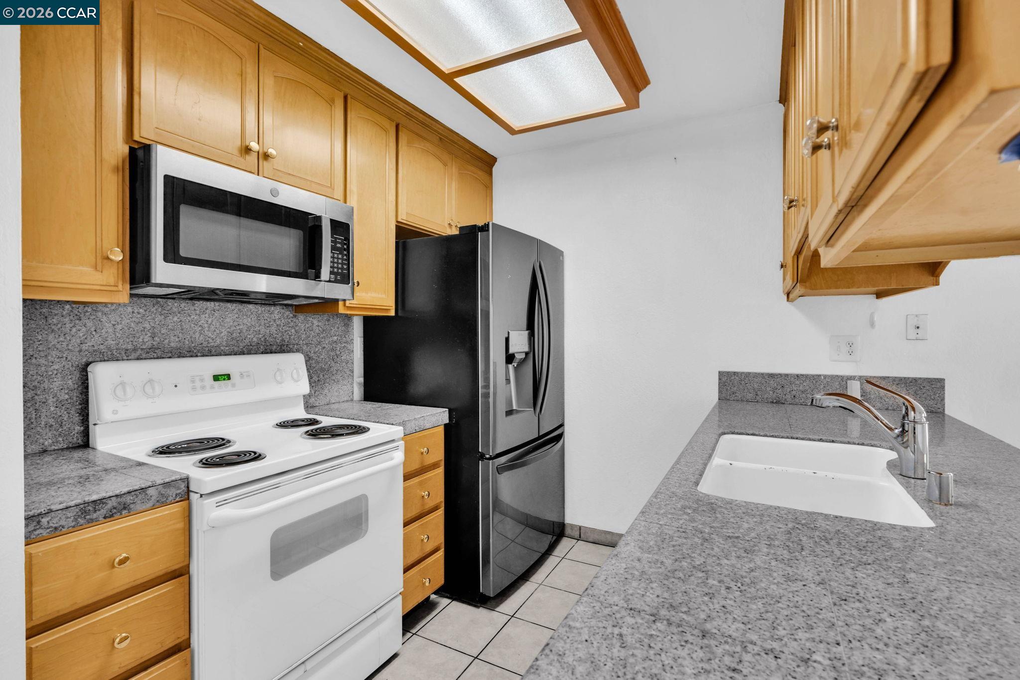 Photo #7: 41123286 Listing: Photo #7