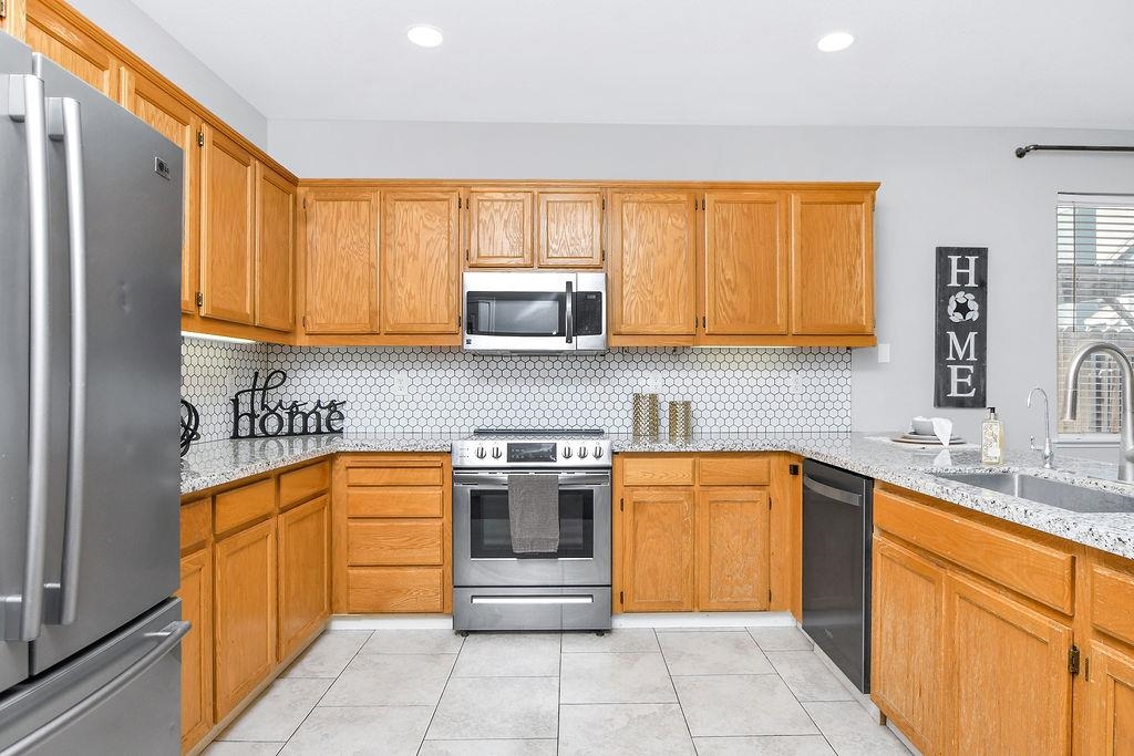 Detail Gallery Image 8 of 27 For 3749 Sailboat Dr, Discovery Bay,  CA 94505 - 4 Beds | 3 Baths