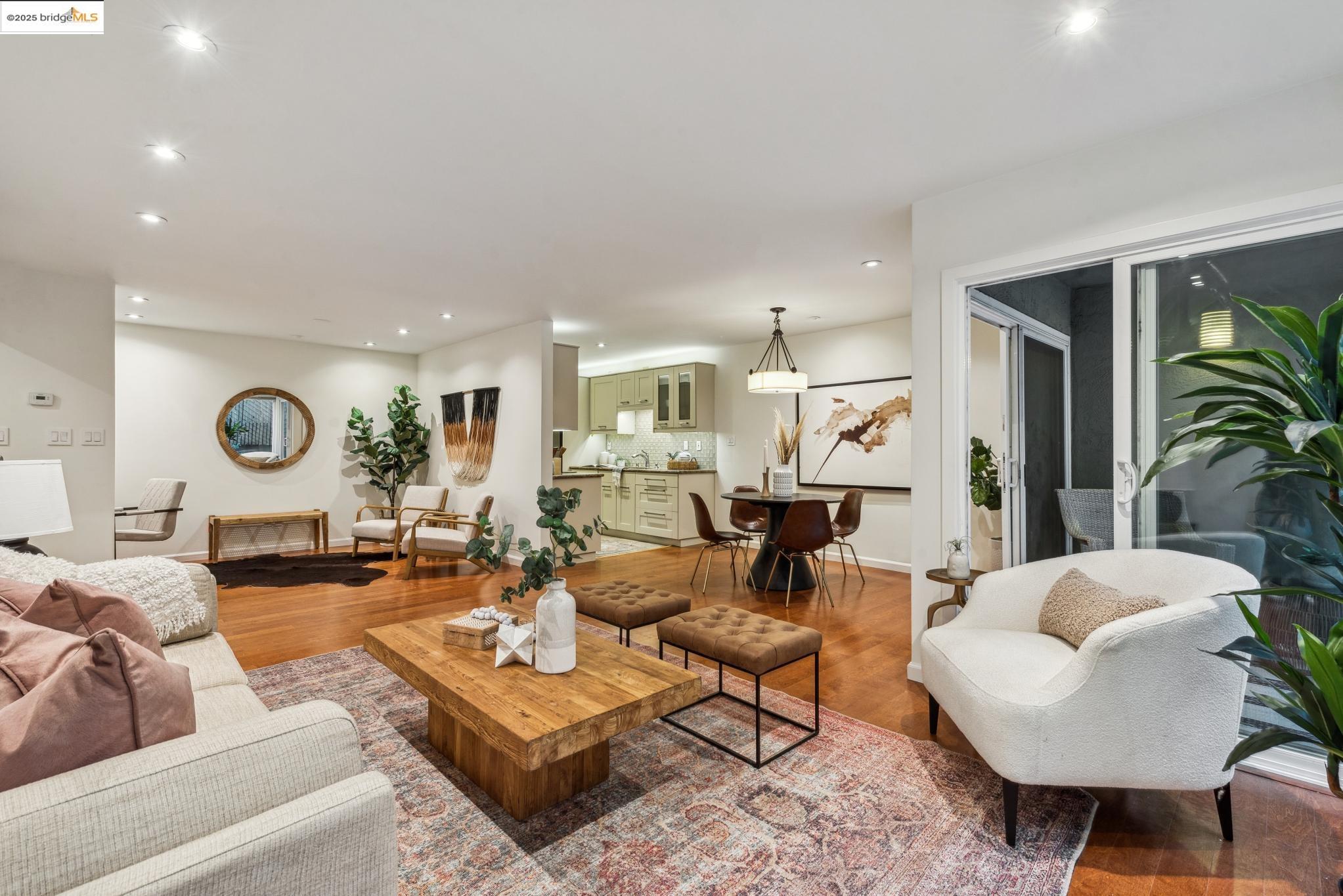 Photo #12: 41123291 Listing: Photo #12