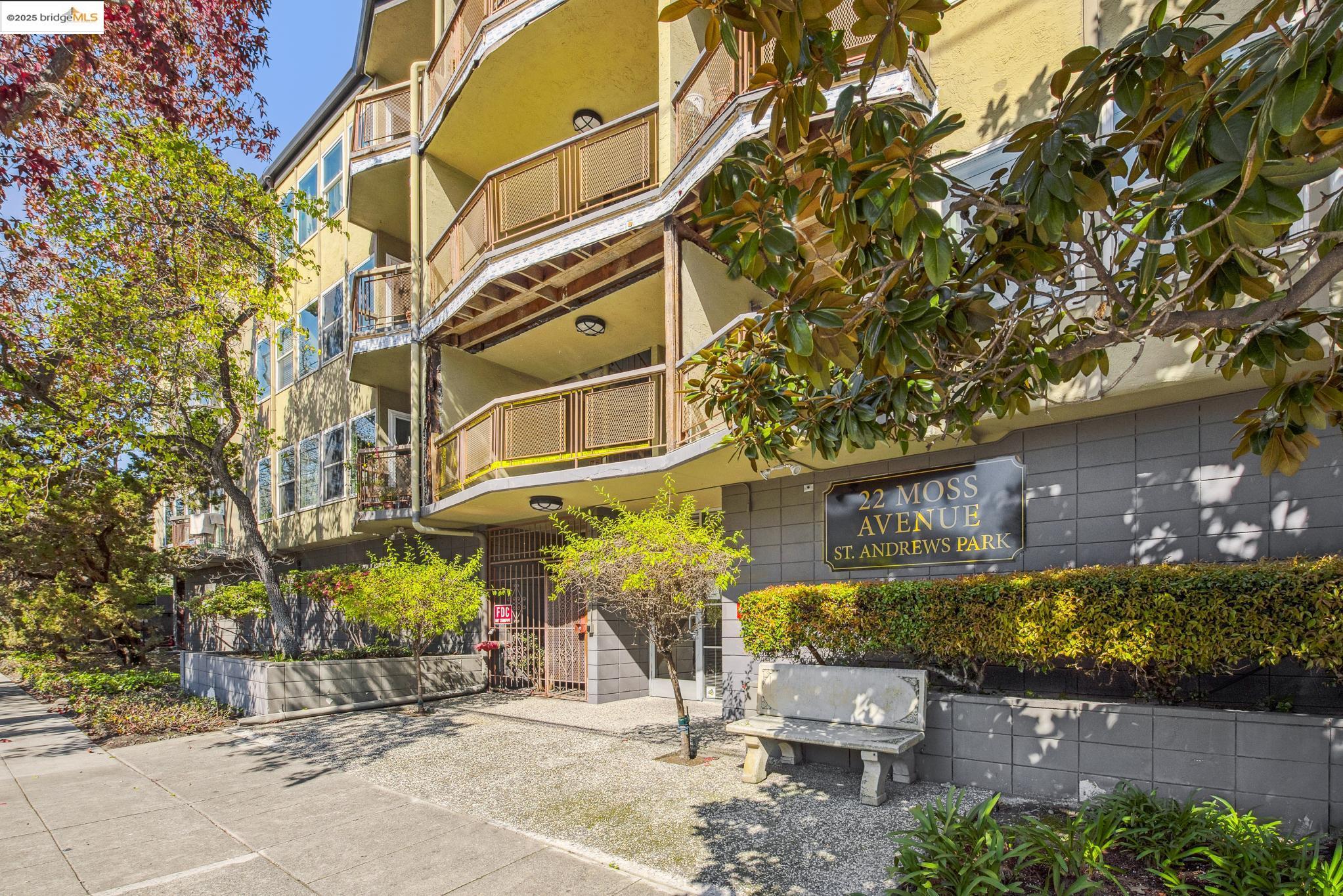 Photo #4: 41123291 Listing: Photo #4