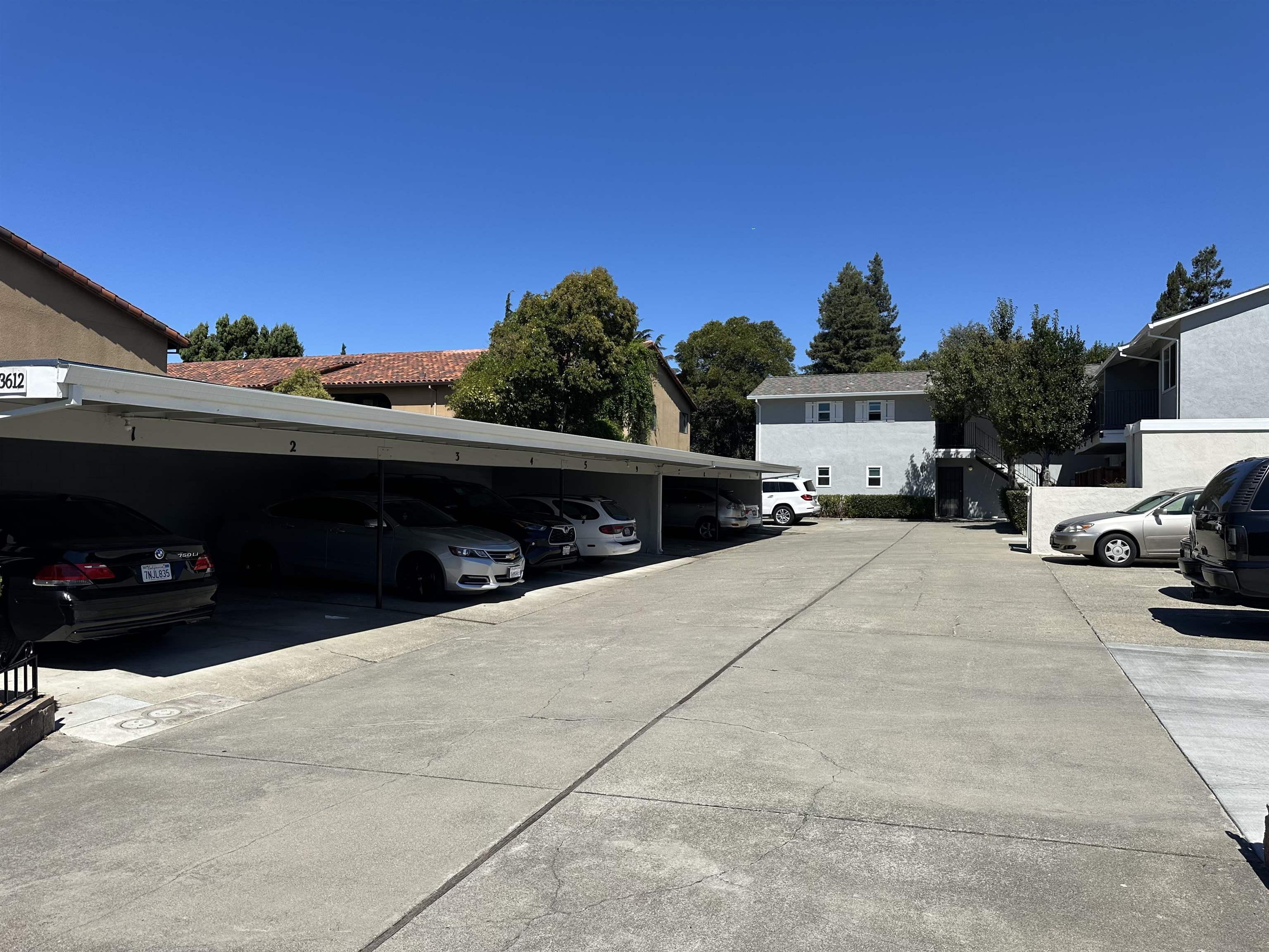 Detail Gallery Image 2 of 15 For 3612 Jamison Way #5,  Castro Valley,  CA 94546 - 2 Beds | 2 Baths