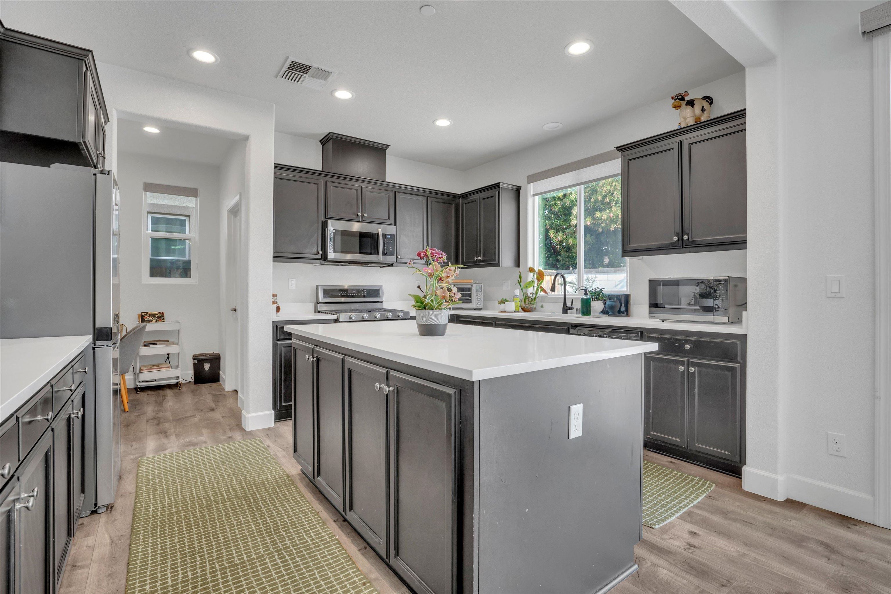 Detail Gallery Image 21 of 41 For 337 Bougainvilla, Brentwood,  CA 94513-5569 - 4 Beds | 3/1 Baths