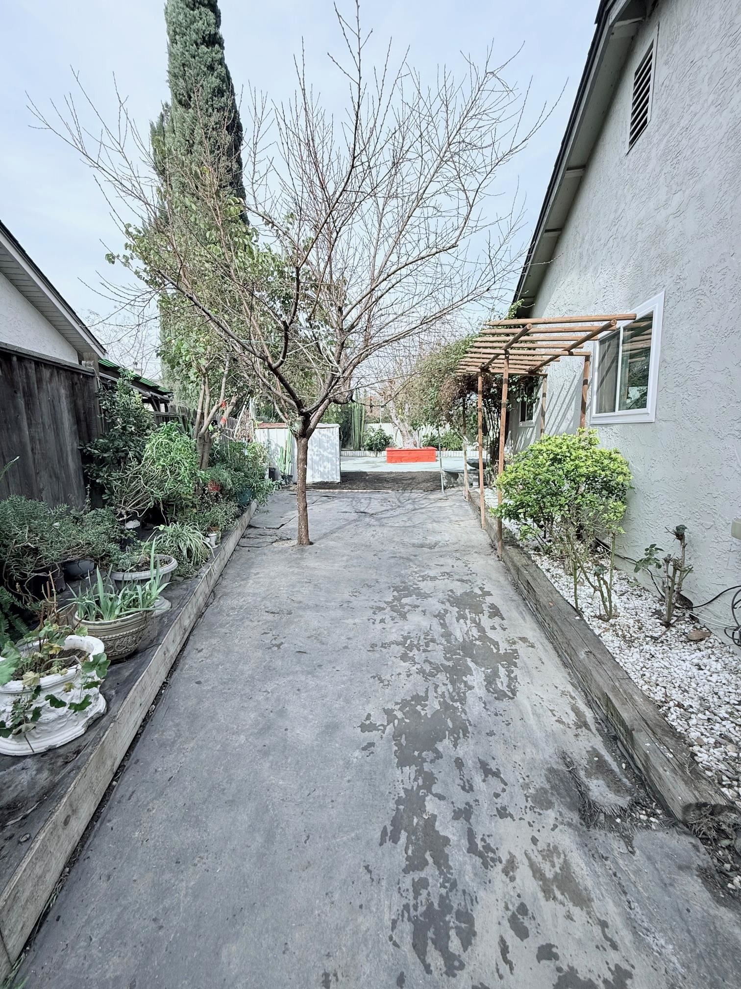 Detail Gallery Image 11 of 23 For 1651 W Beverly Pl, Tracy,  CA 95376 - 4 Beds | 2 Baths