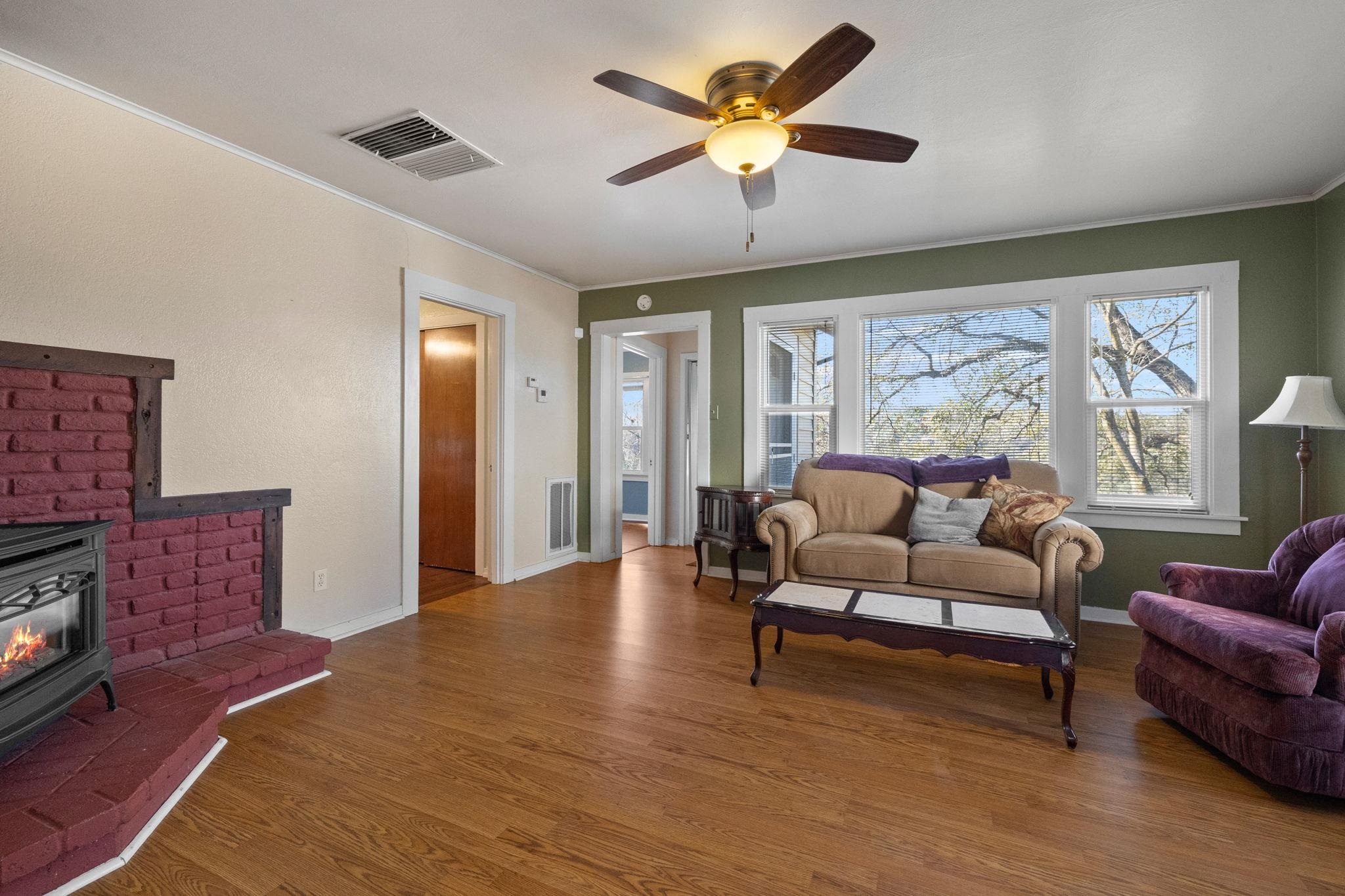 Detail Gallery Image 5 of 39 For 169 N Shepherd St., Sonora,  CA 95370 - 3 Beds | 1 Baths