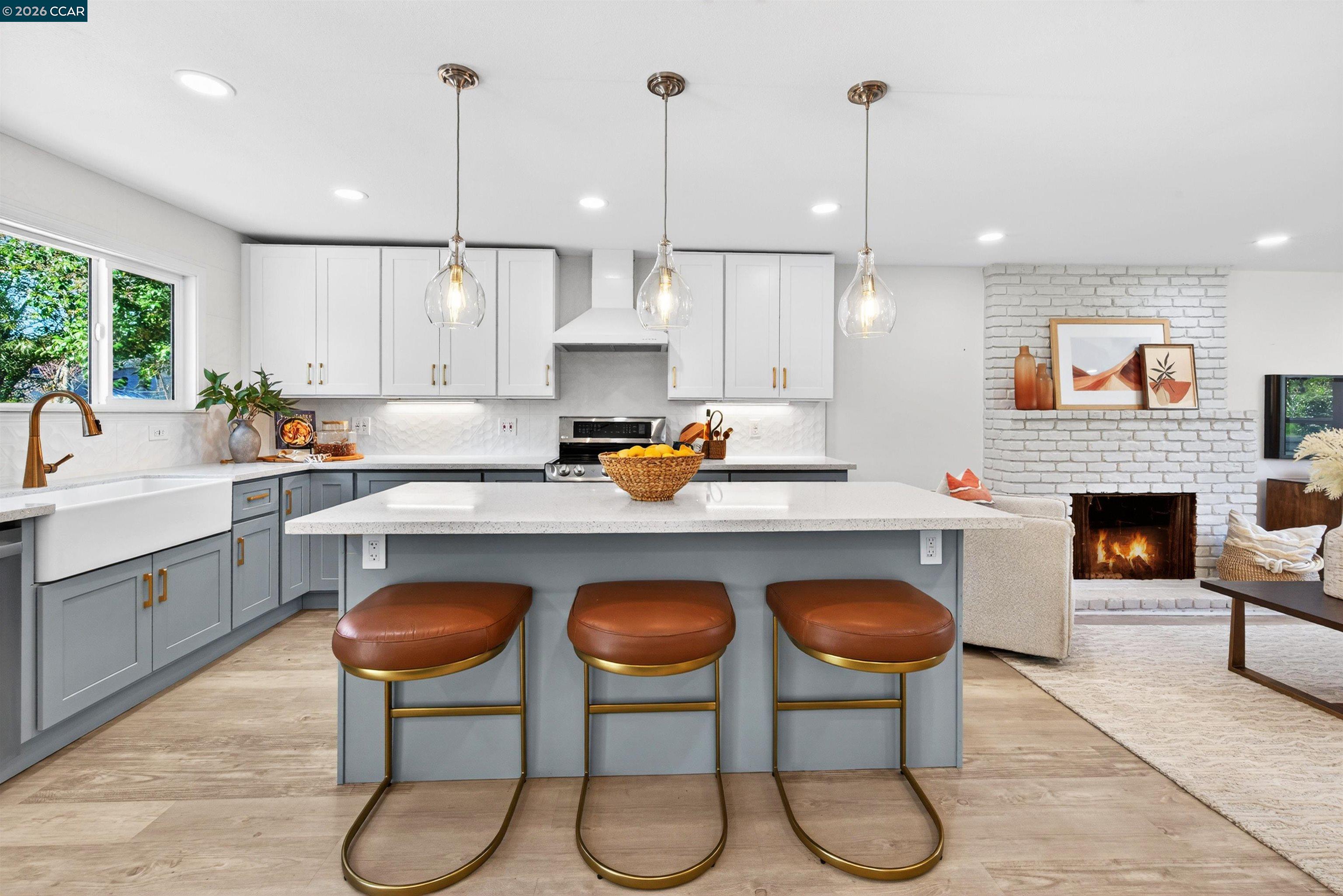 Detail Gallery Image 16 of 37 For 2481 Casa Way, Walnut Creek,  CA 94597 - 3 Beds | 2 Baths