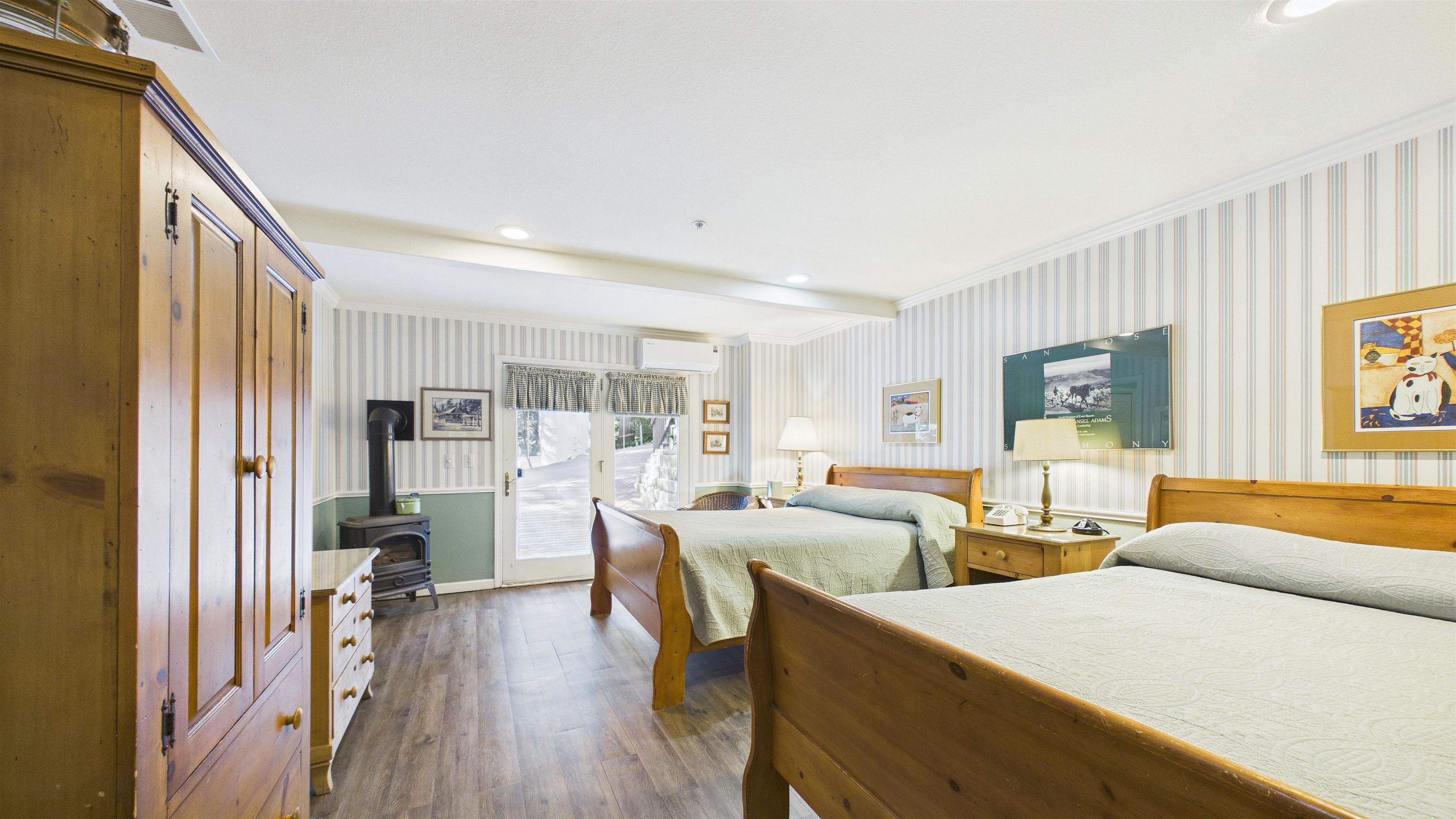 Detail Gallery Image 25 of 60 For 23251 State Highway 108, Twain Harte,  CA 95383 - 9 Beds | 9/1 Baths