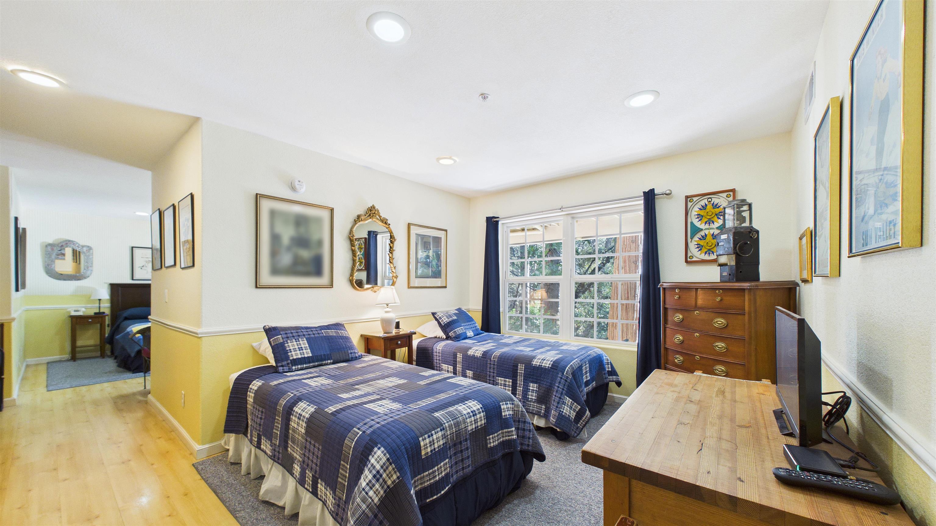 Detail Gallery Image 30 of 60 For 23251 State Highway 108, Twain Harte,  CA 95383 - 9 Beds | 9/1 Baths