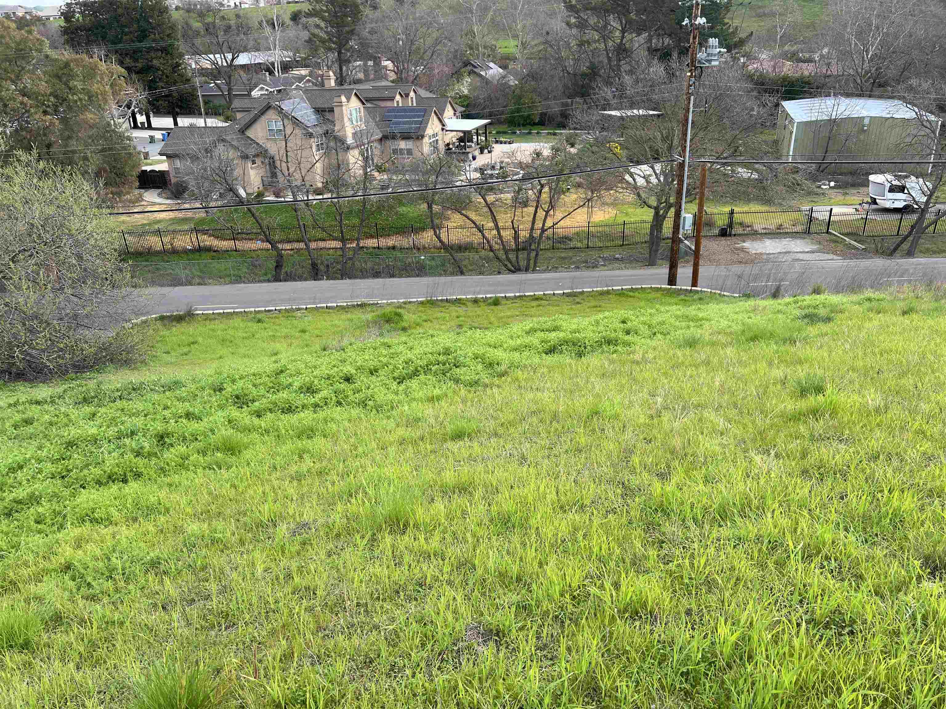 Detail Gallery Image 9 of 11 For 1388 Lawrence Rd, Danville,  CA 94506-4730 - – Beds | – Baths