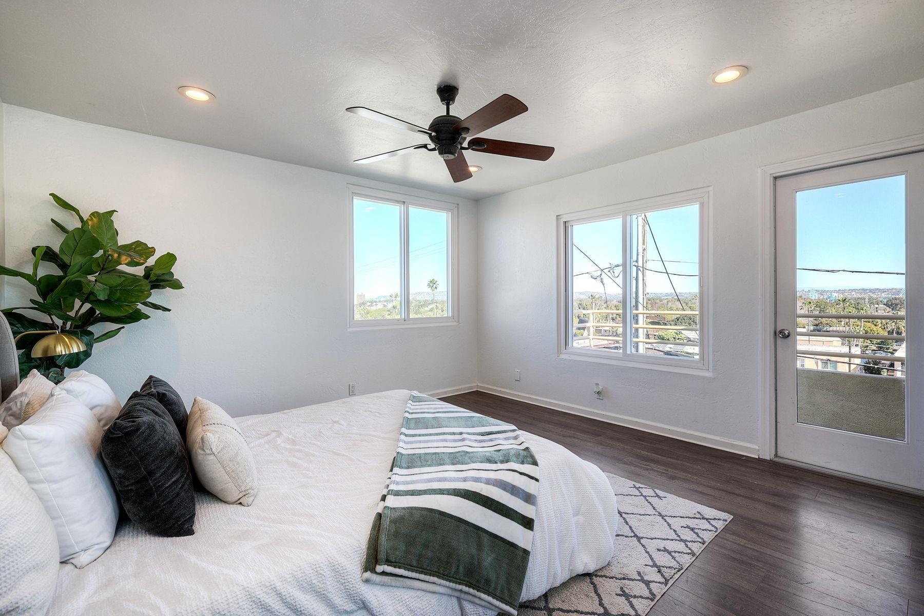 Detail Gallery Image 18 of 34 For 4402 Mentone St #304,  San Diego,  CA 92107 - 2 Beds | 2 Baths
