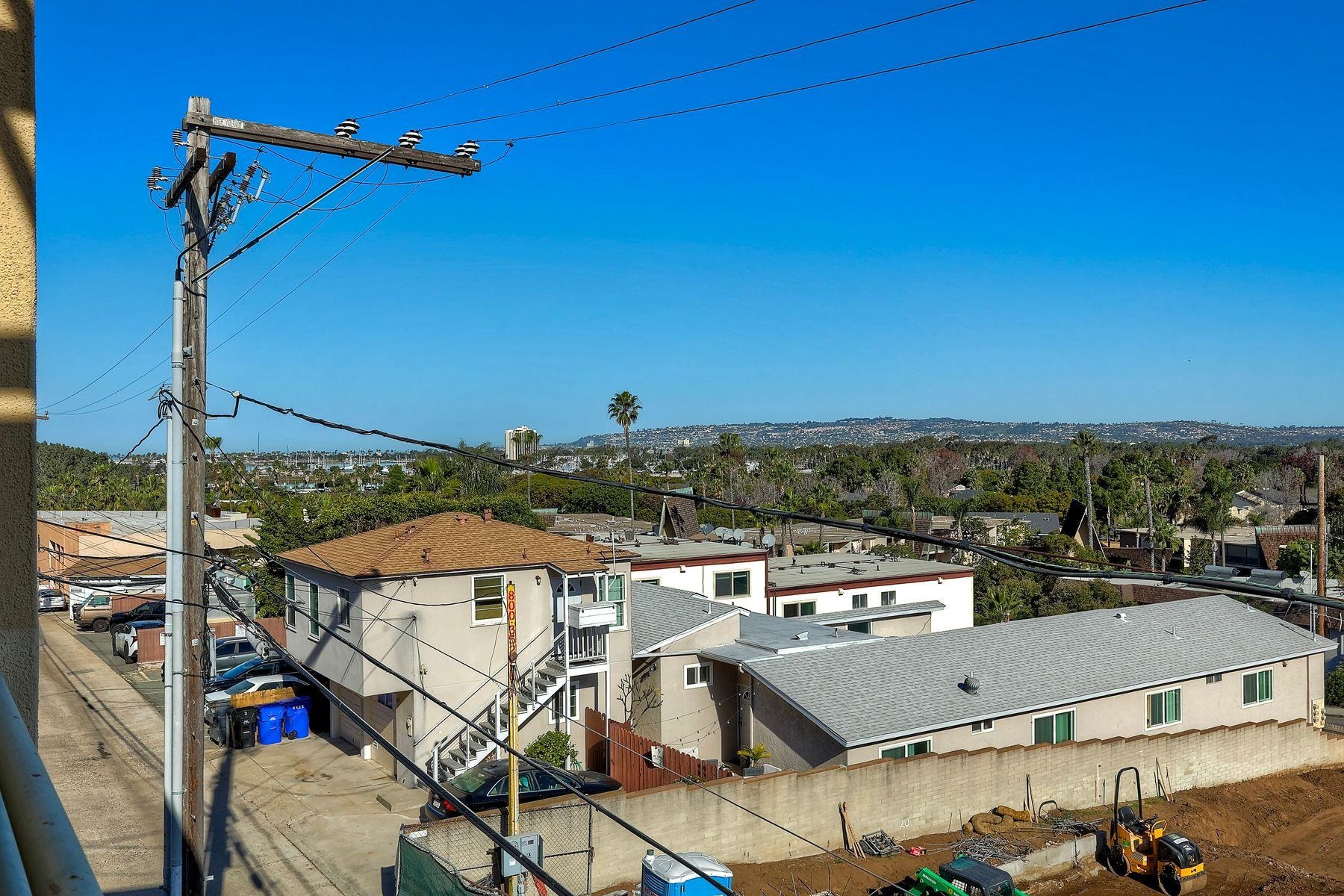 Detail Gallery Image 33 of 34 For 4402 Mentone St #304,  San Diego,  CA 92107 - 2 Beds | 2 Baths