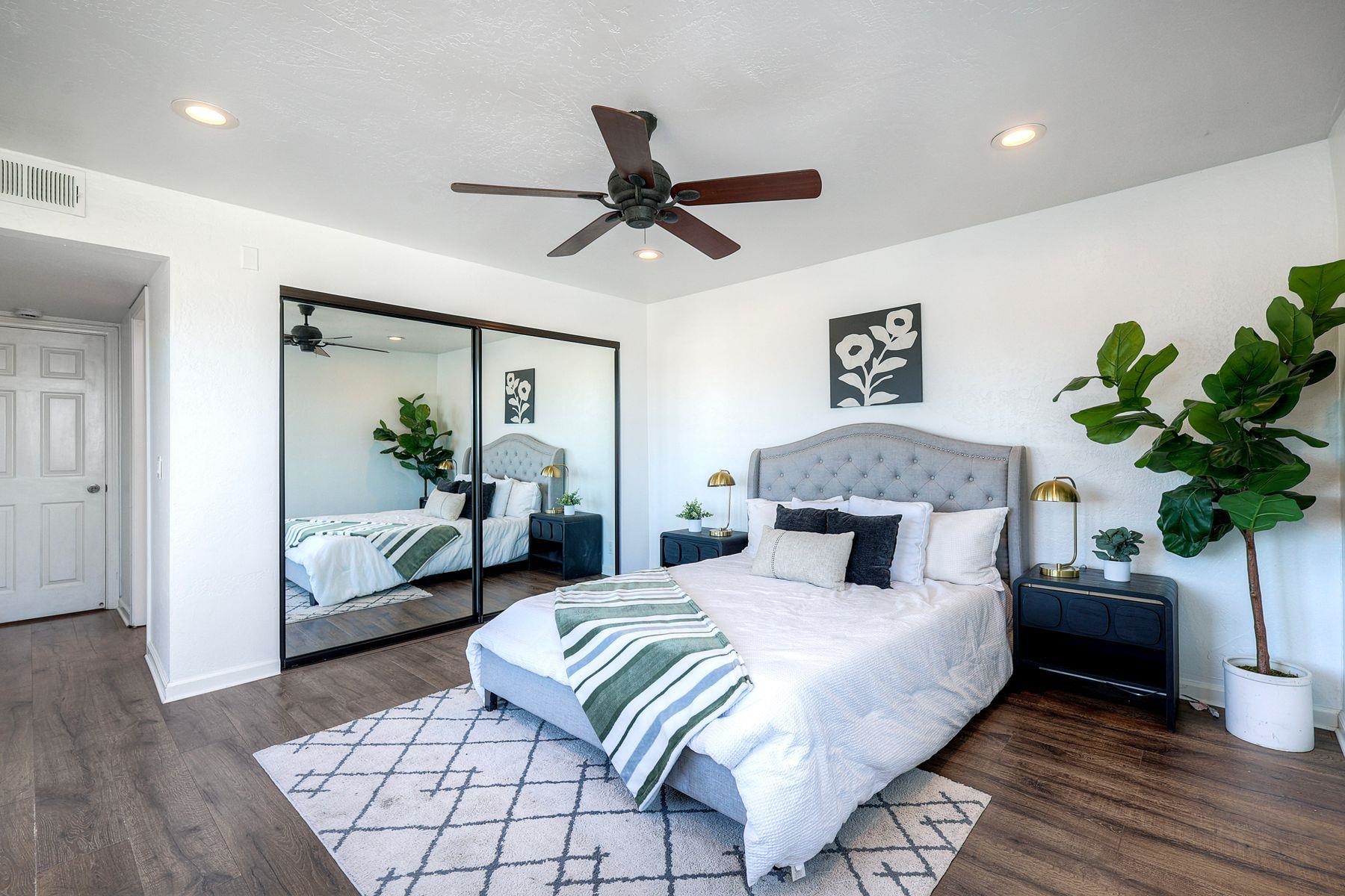 Detail Gallery Image 5 of 32 For 4402 Mentone St #304,  San Diego,  CA 92107 - 2 Beds | 2 Baths