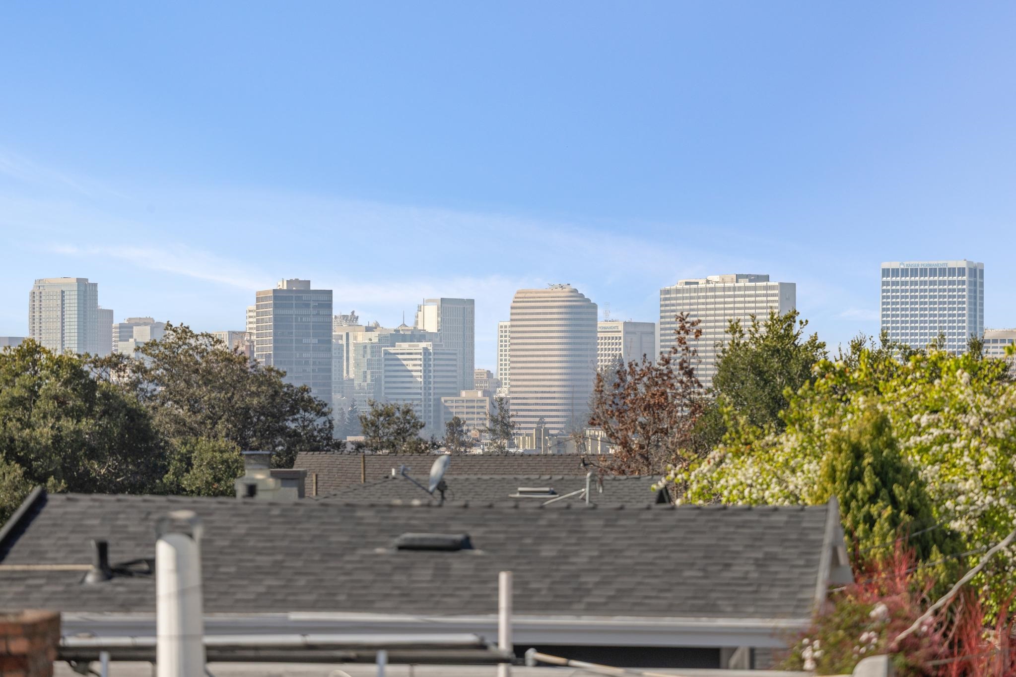 Detail Gallery Image 31 of 60 For 681 Santa Ray Ave, Oakland,  CA 94610 - 5 Beds | 3/1 Baths