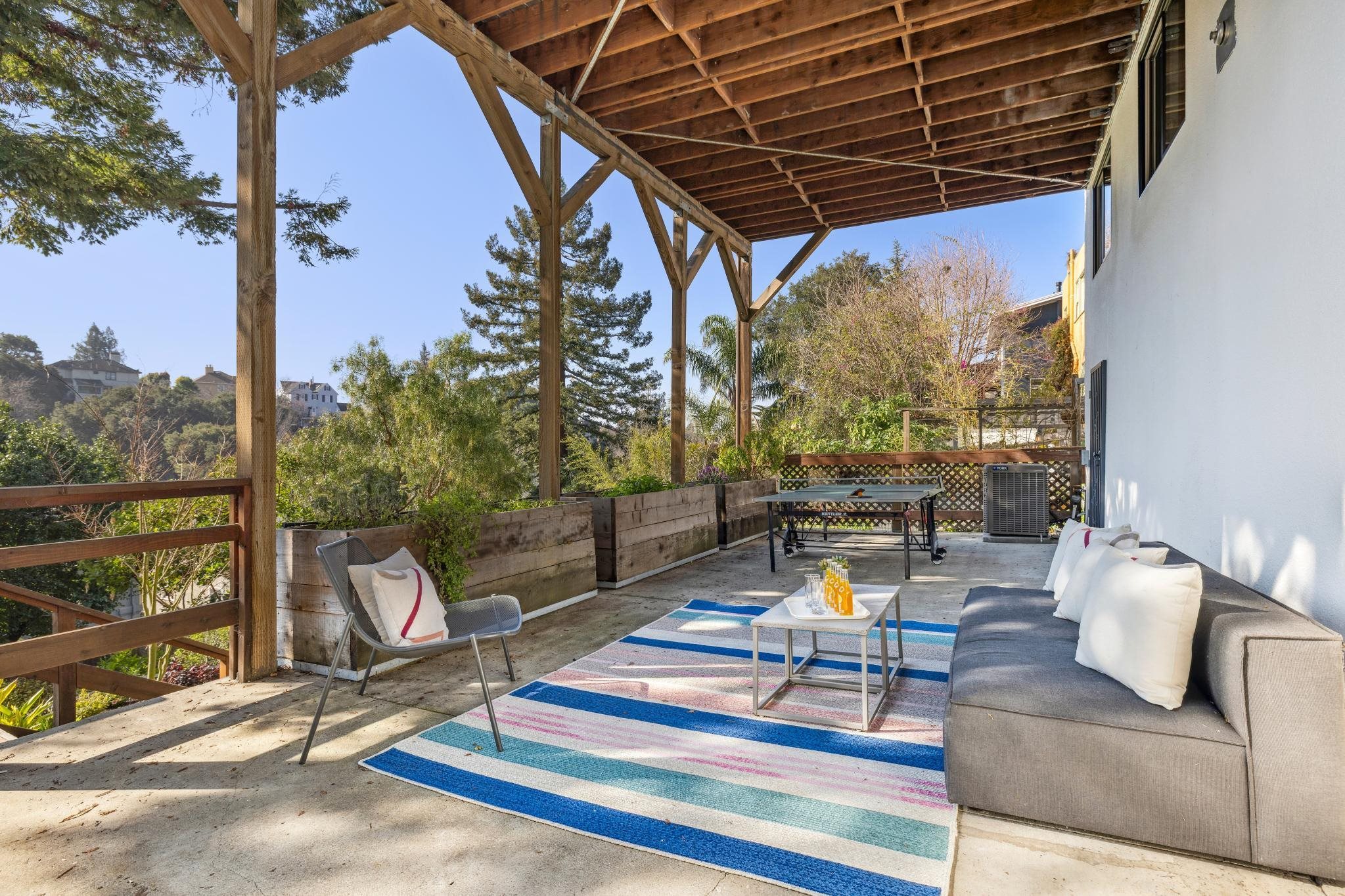 Detail Gallery Image 41 of 60 For 681 Santa Ray Ave, Oakland,  CA 94610 - 5 Beds | 3/1 Baths