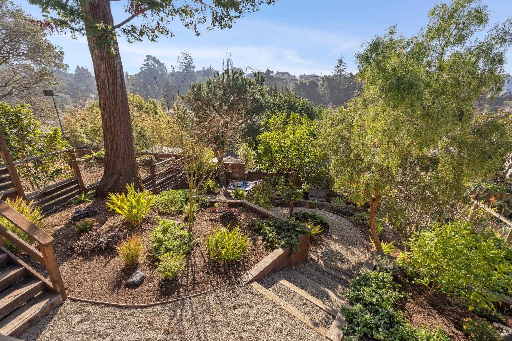 Detail Gallery Image 43 of 60 For 681 Santa Ray Ave, Oakland,  CA 94610 - 5 Beds | 3/1 Baths