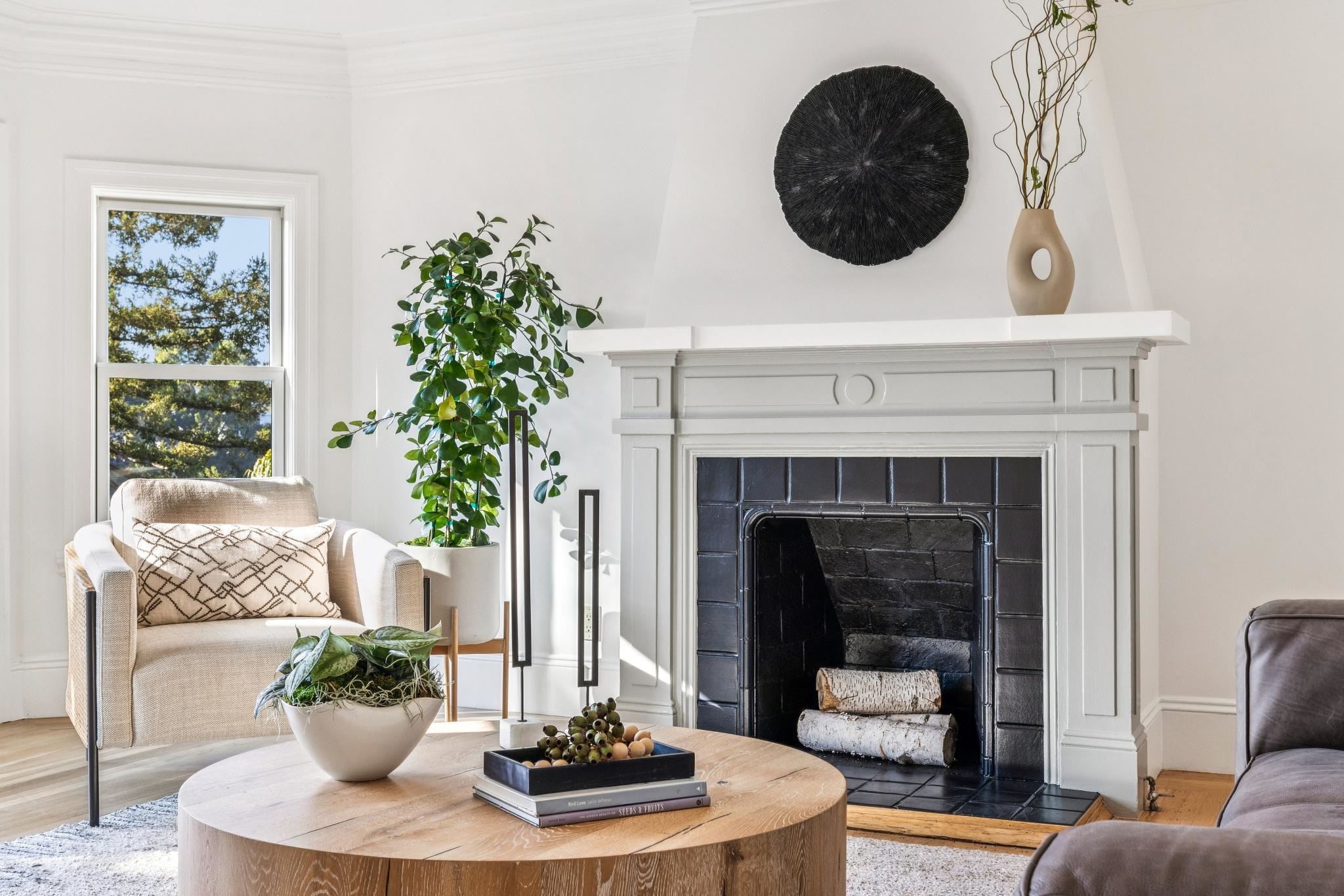 Detail Gallery Image 8 of 60 For 681 Santa Ray Ave, Oakland,  CA 94610 - 5 Beds | 3/1 Baths