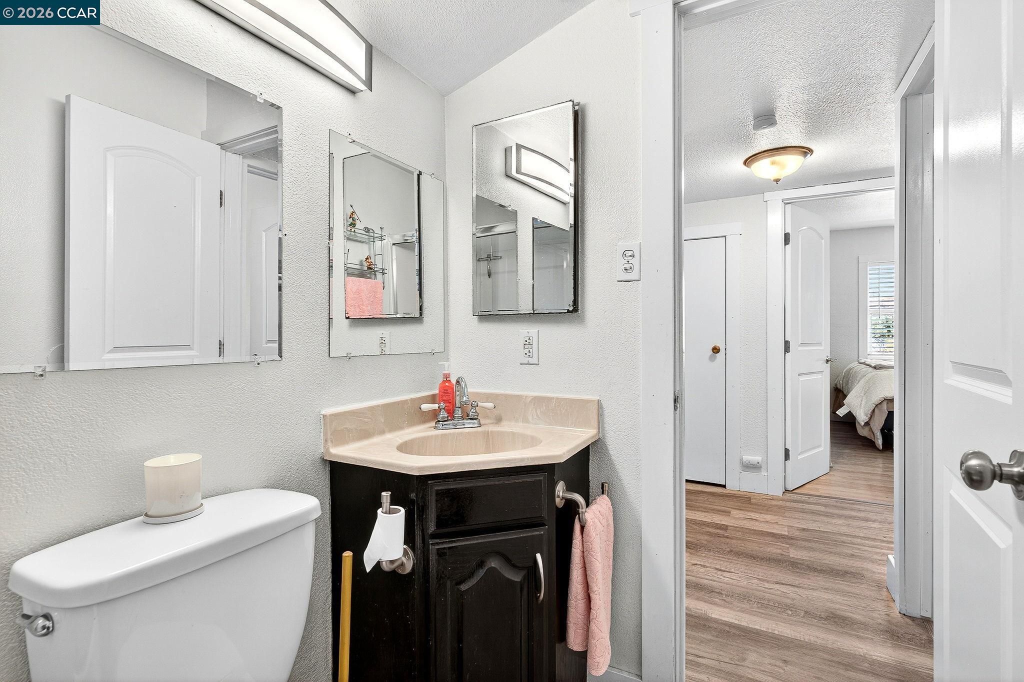 Detail Gallery Image 37 of 60 For 2312 Granada Ct, Pinole,  CA 94564-1813 - 5 Beds | 2 Baths