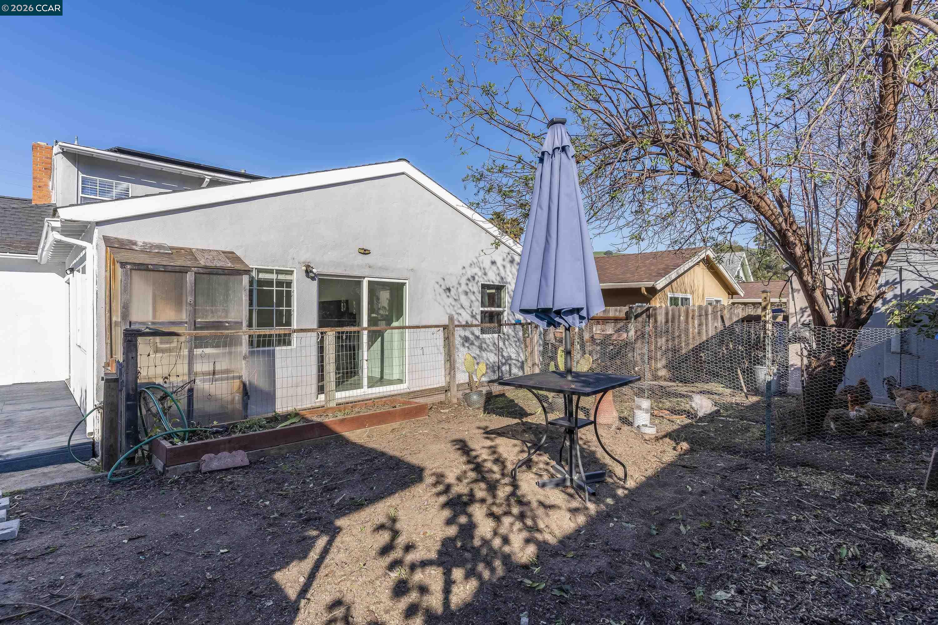Detail Gallery Image 54 of 60 For 2312 Granada Ct, Pinole,  CA 94564-1813 - 5 Beds | 2 Baths