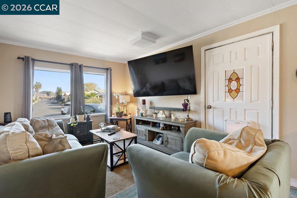 Detail Gallery Image 3 of 30 For 3712 Porter Cir #35,  Bethel Island,  CA 94511 - 3 Beds | 2 Baths