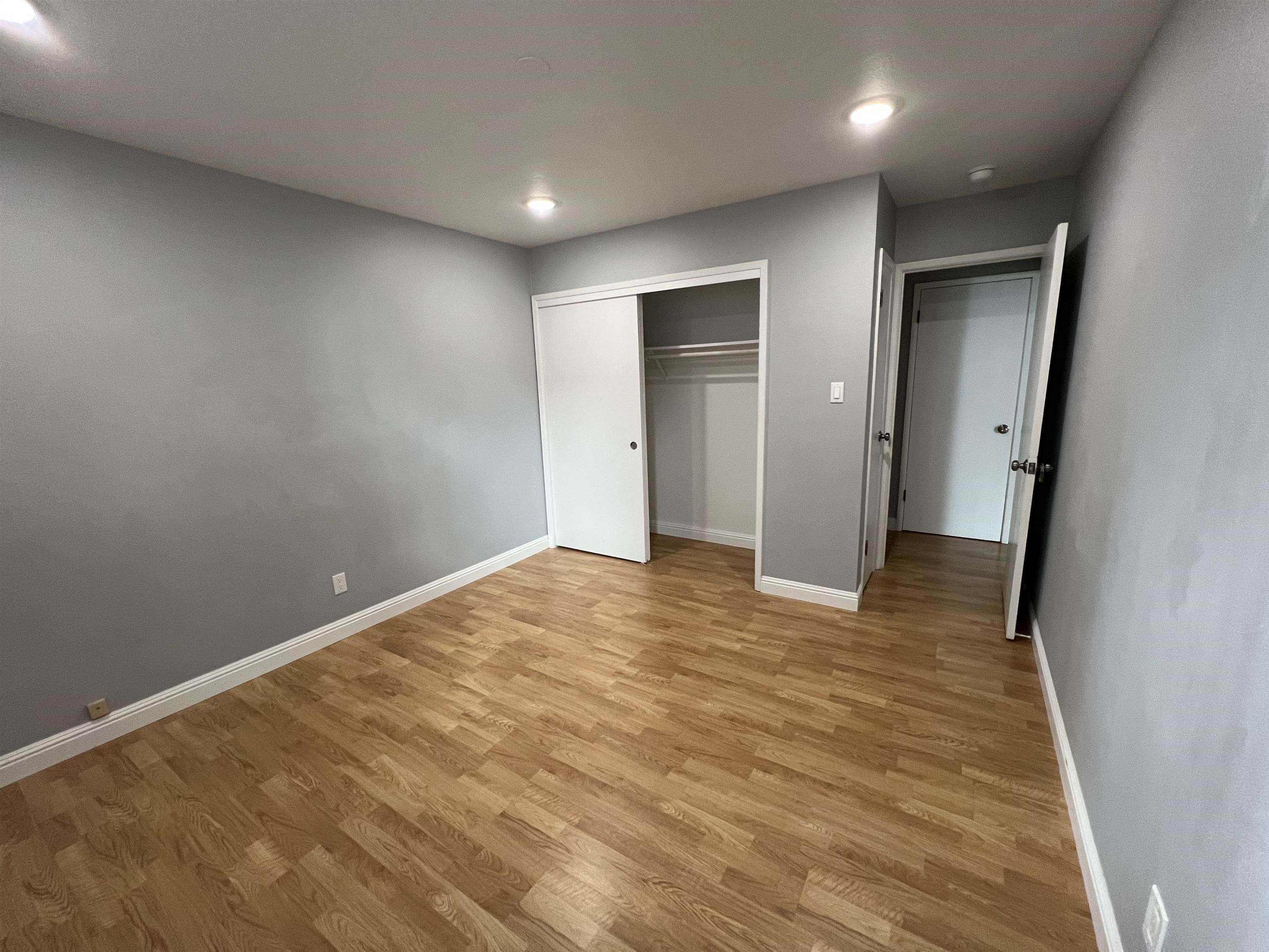 Detail Gallery Image 5 of 6 For 2636 Warring St #102,  Berkeley,  CA 94704 - 1 Beds | 1 Baths