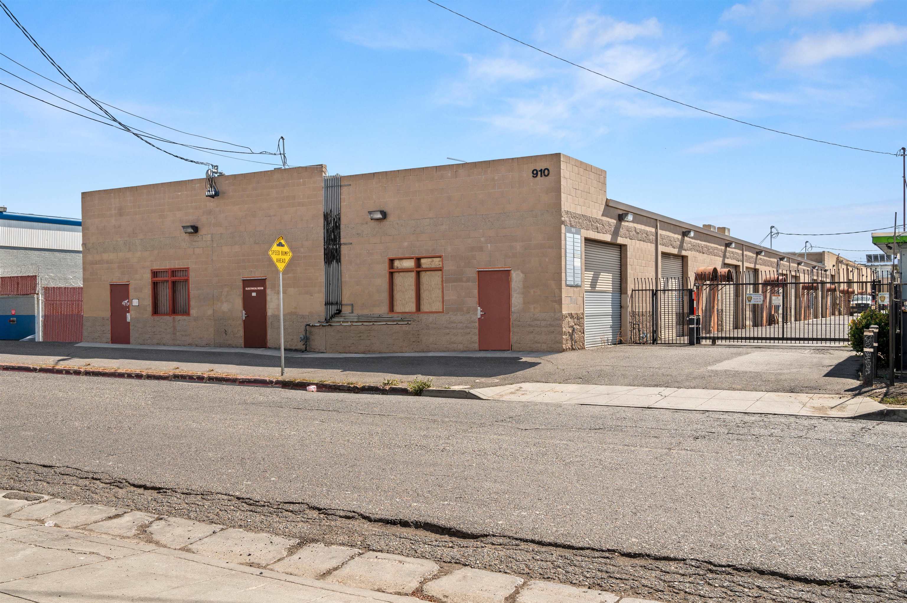 Front Image Thumbnail for EB41123315