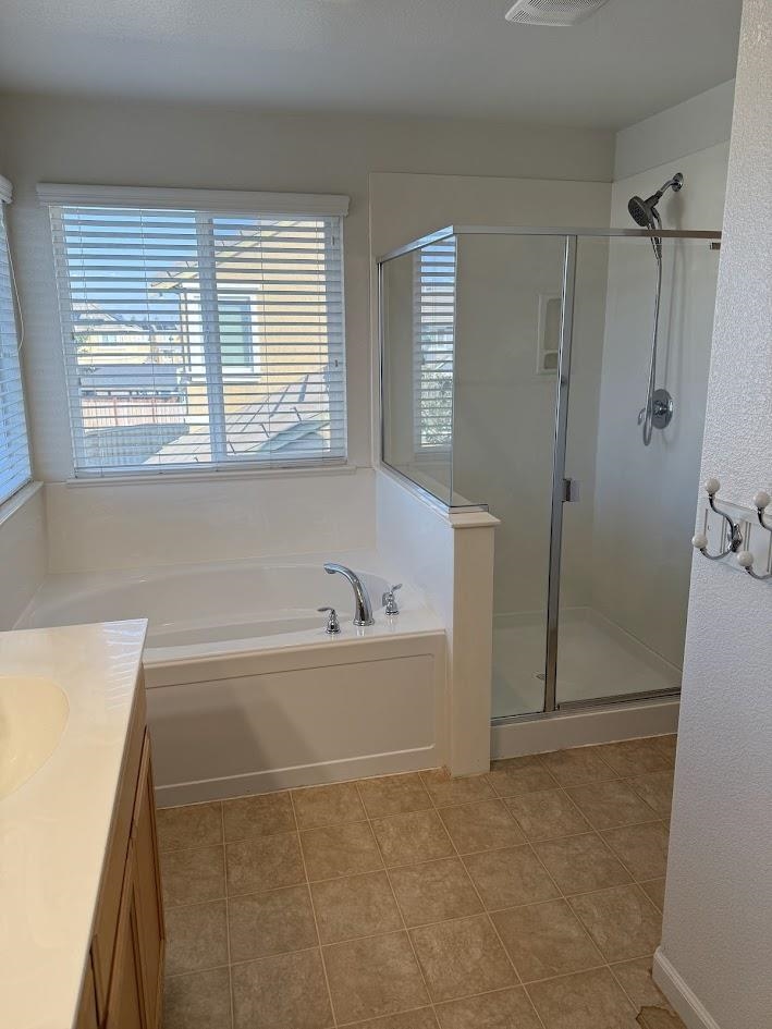 Detail Gallery Image 11 of 48 For 236 Cogburn Way, Vacaville,  CA 95687 - 5 Beds | 2/1 Baths