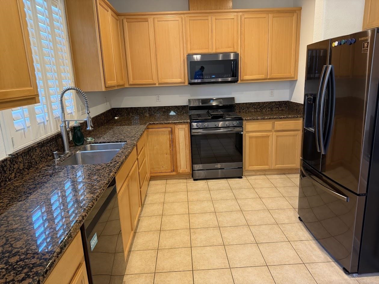 Detail Gallery Image 29 of 48 For 236 Cogburn Way, Vacaville,  CA 95687 - 5 Beds | 2/1 Baths