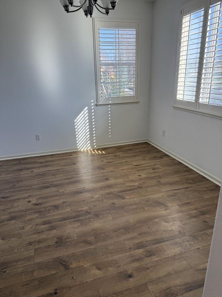 Detail Gallery Image 9 of 48 For 236 Cogburn Way, Vacaville,  CA 95687 - 5 Beds | 2/1 Baths