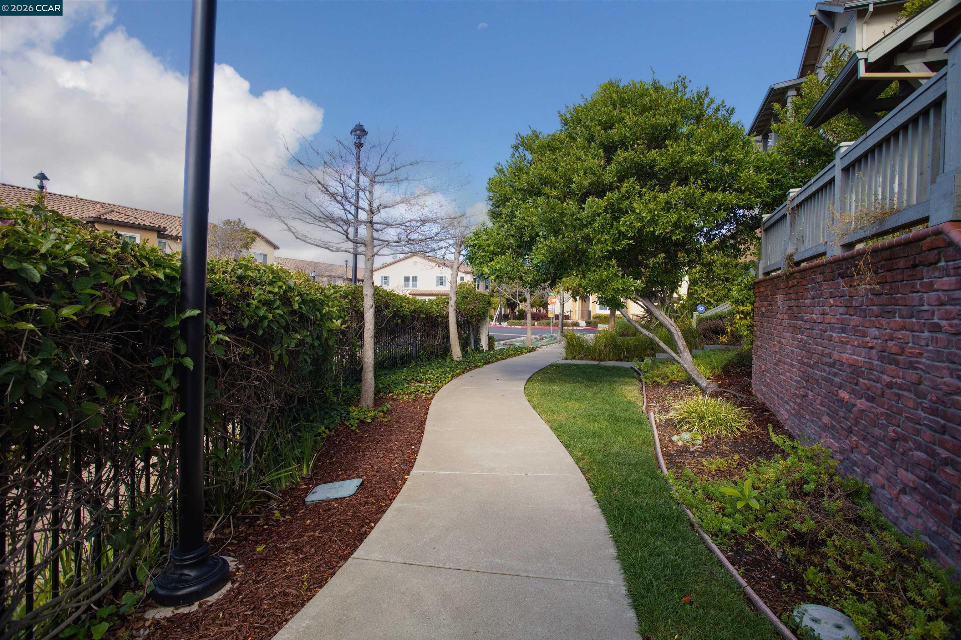 Detail Gallery Image 34 of 44 For 110 Del Alba St., San Pablo,  CA 94806 - 4 Beds | 2/1 Baths