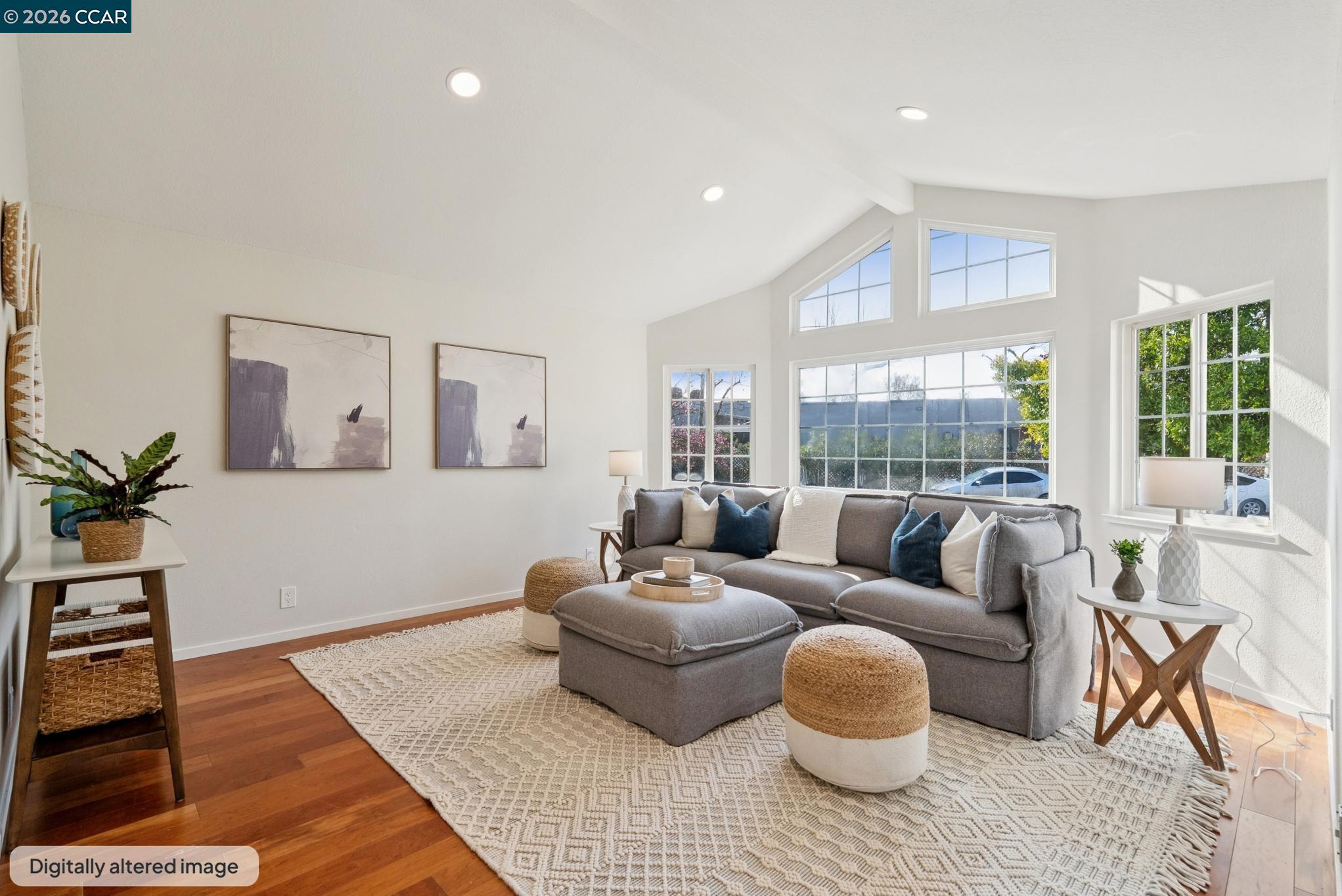 Detail Gallery Image 14 of 39 For 538 Shelly Dr, Pleasant Hill,  CA 94523 - 5 Beds | 3 Baths