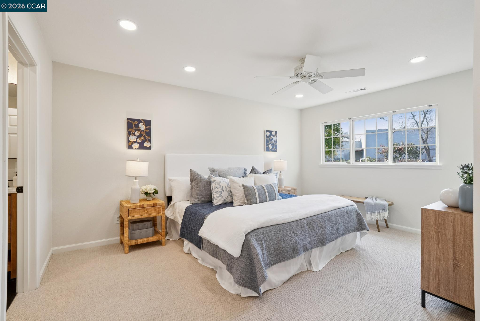 Detail Gallery Image 17 of 41 For 538 Shelly Dr, Pleasant Hill,  CA 94523 - 5 Beds | 3 Baths