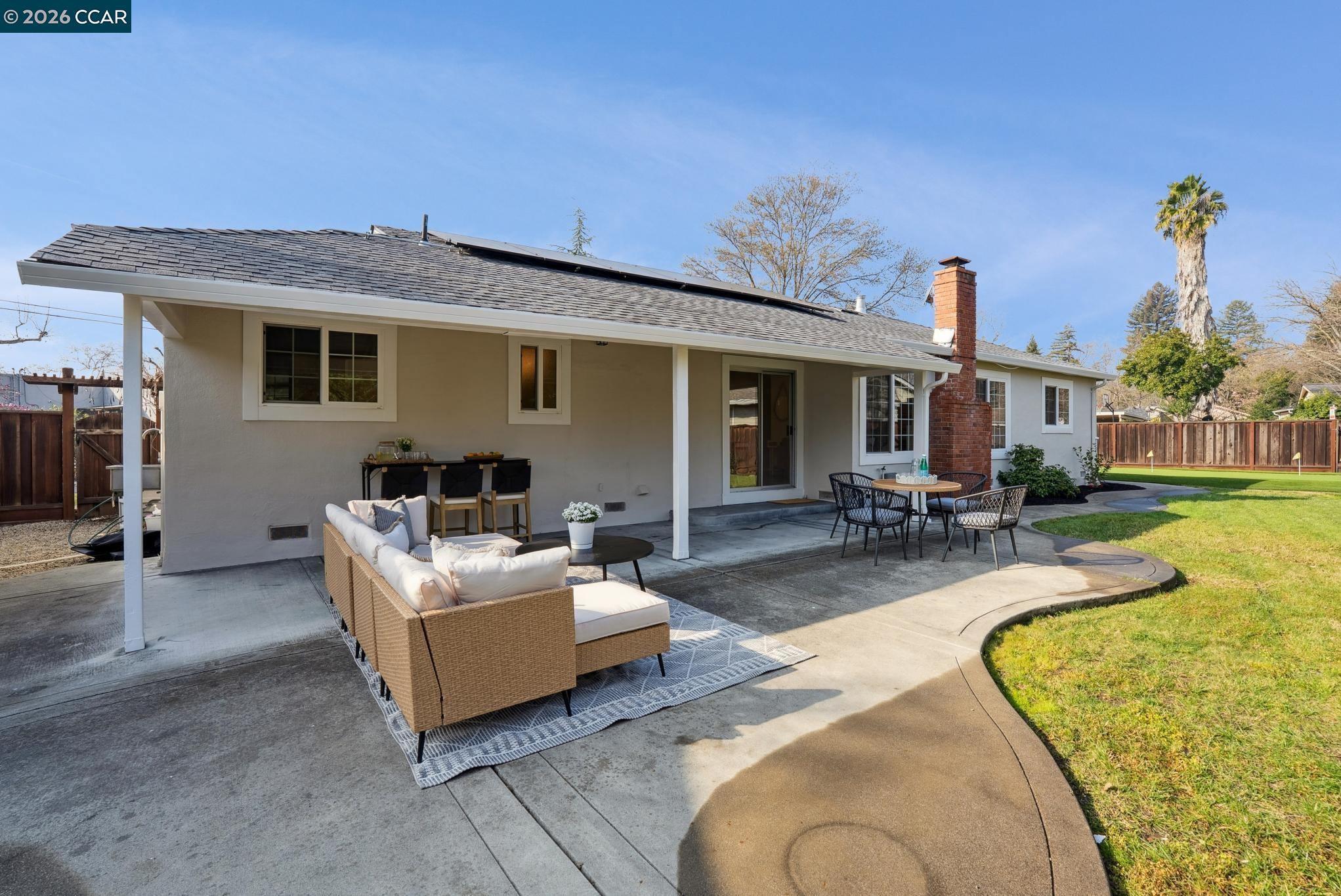 Detail Gallery Image 33 of 41 For 538 Shelly Dr, Pleasant Hill,  CA 94523 - 5 Beds | 3 Baths