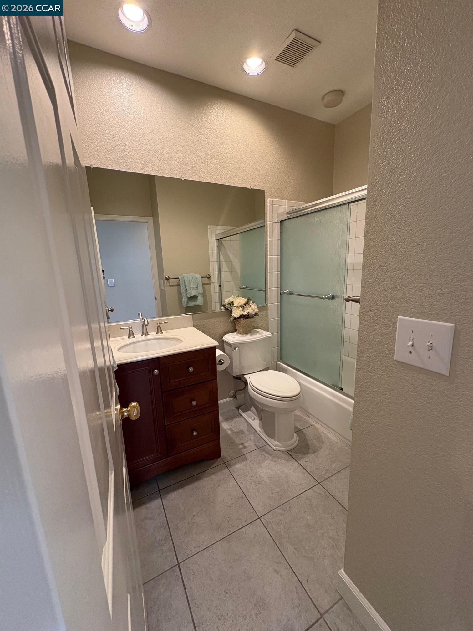 Detail Gallery Image 15 of 17 For 2337 Newport Place South, Discovery Bay,  CA 94505 - 3 Beds | 2 Baths