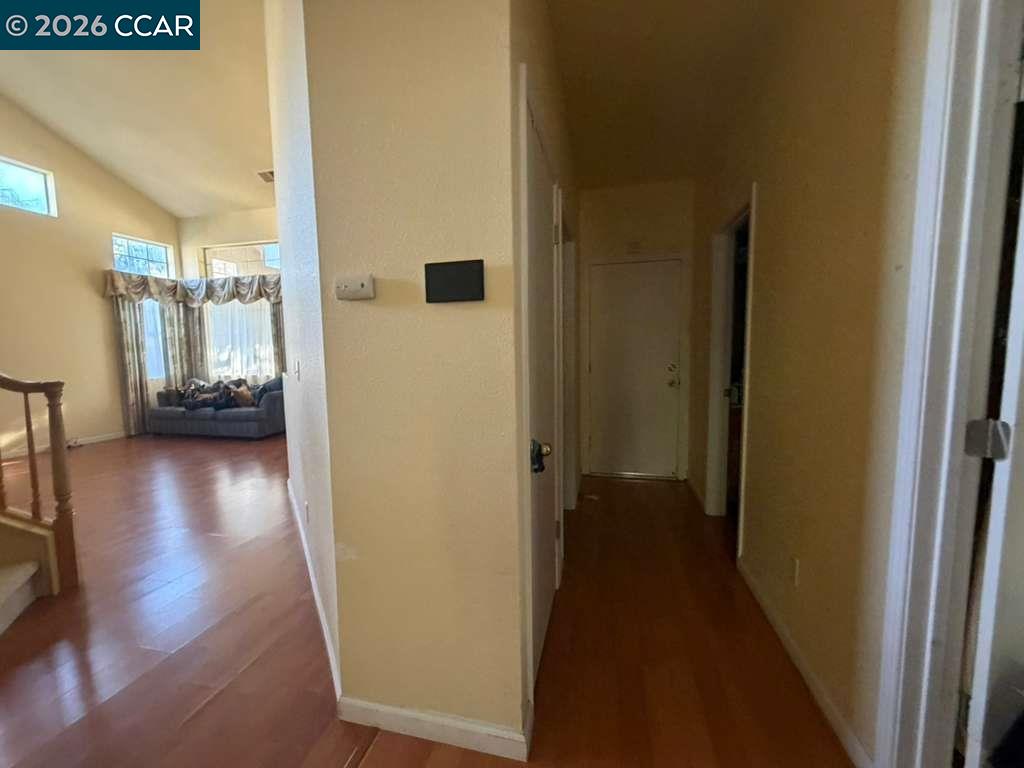 Detail Gallery Image 8 of 22 For 4 Deer Hill Ct, Pittsburg,  CA 94565 - 4 Beds | 3 Baths