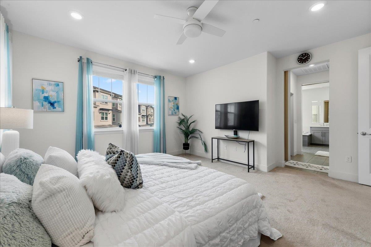 Detail Gallery Image 18 of 53 For 4052 Knightstown St, Dublin,  CA 94568 - 5 Beds | 4 Baths