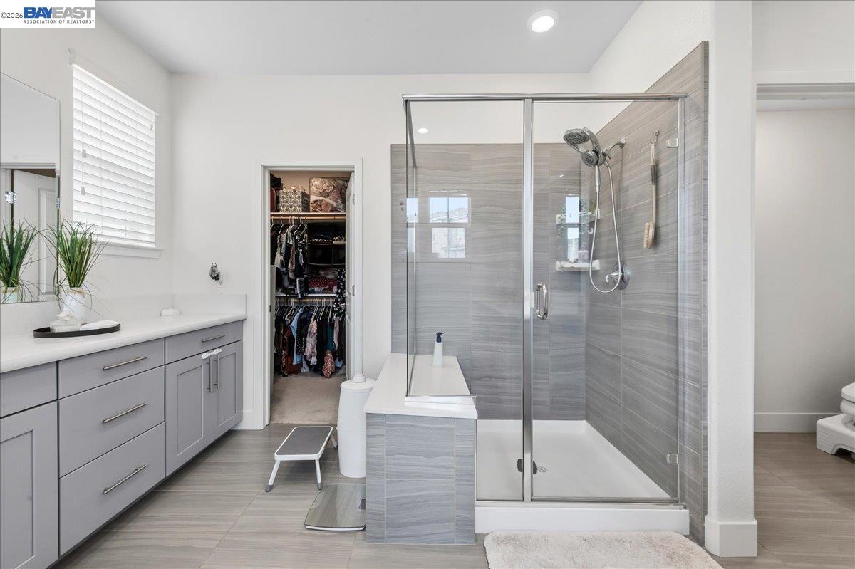 Detail Gallery Image 22 of 53 For 4052 Knightstown St, Dublin,  CA 94568 - 5 Beds | 4 Baths