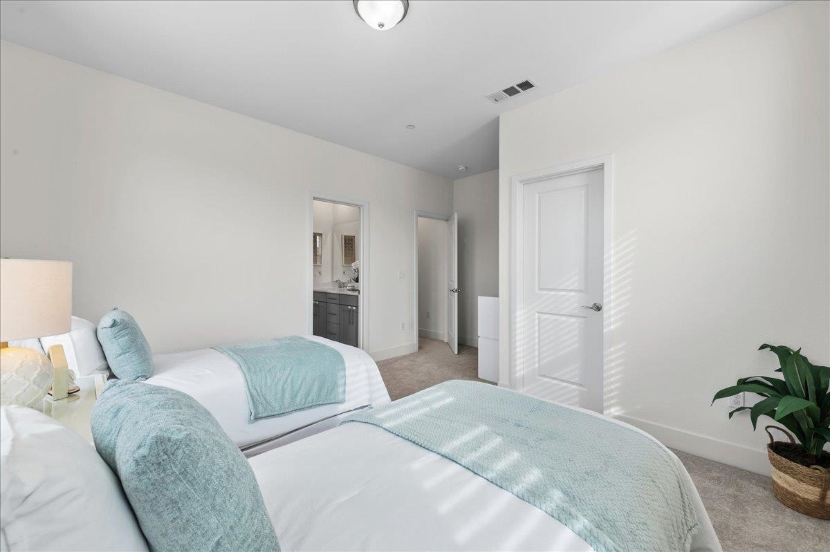 Detail Gallery Image 29 of 53 For 4052 Knightstown St, Dublin,  CA 94568 - 5 Beds | 4 Baths