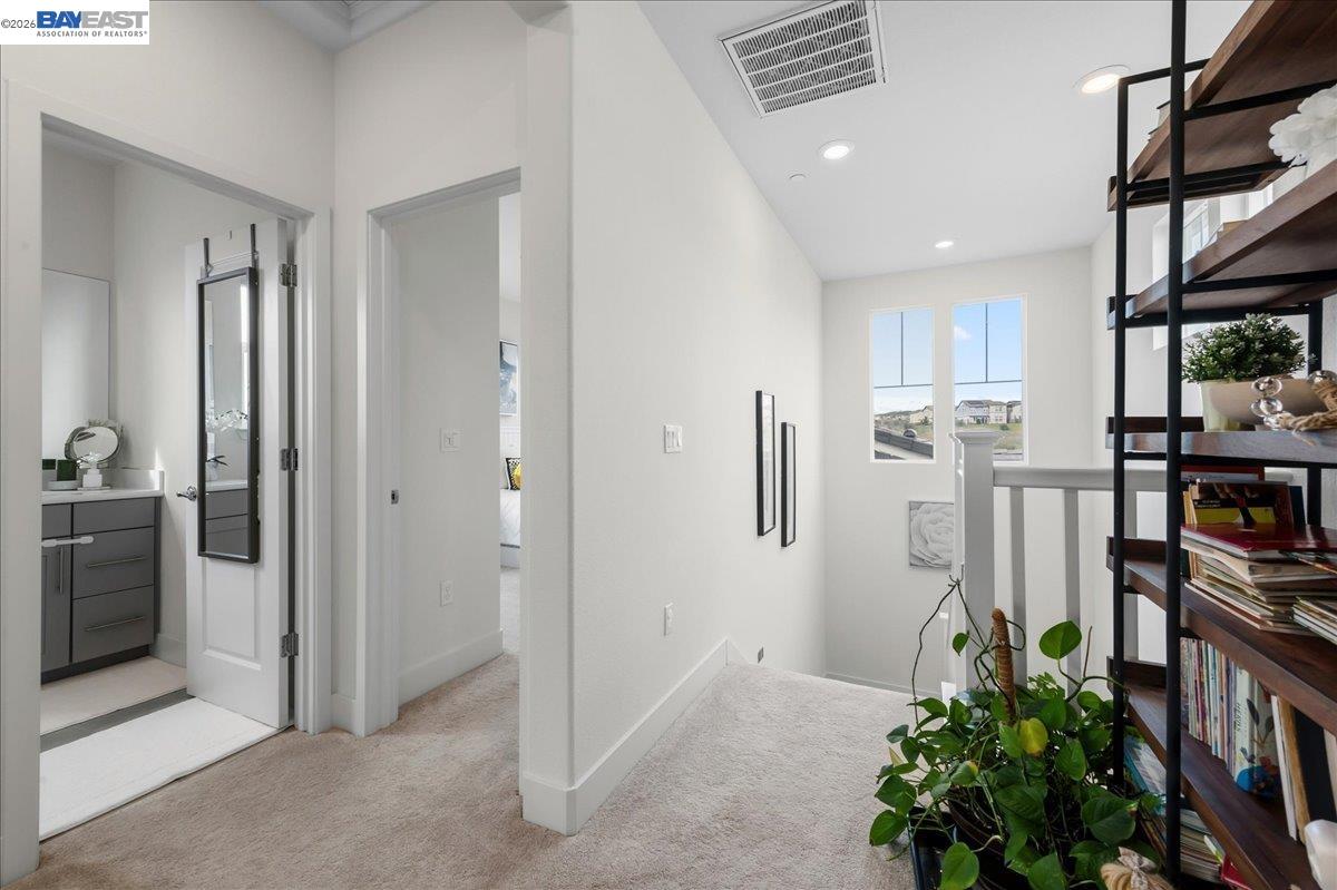 Detail Gallery Image 31 of 53 For 4052 Knightstown St, Dublin,  CA 94568 - 5 Beds | 4 Baths